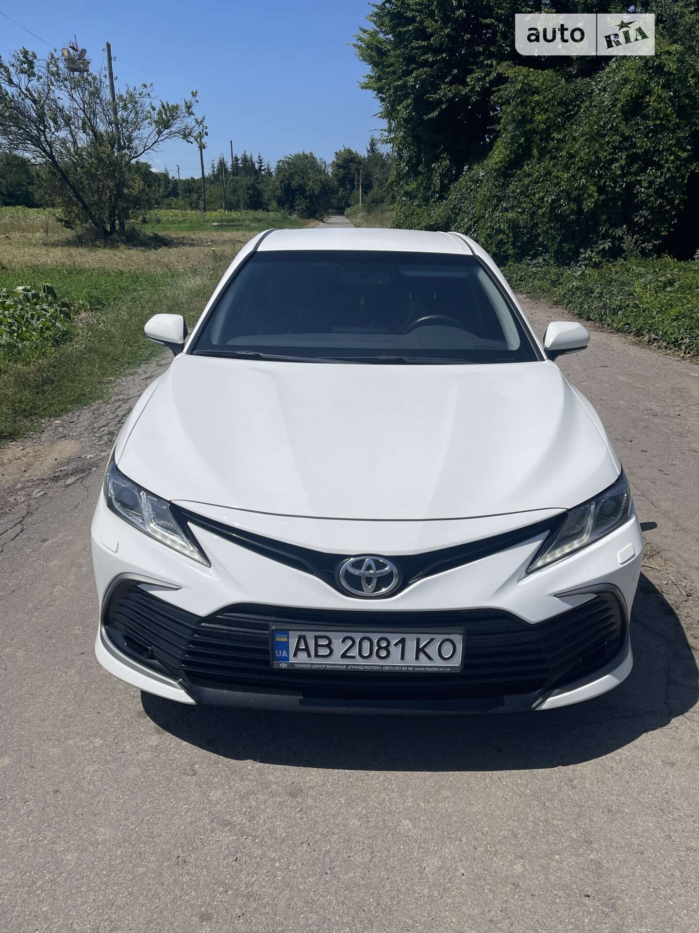 TOYOTA CAMRY