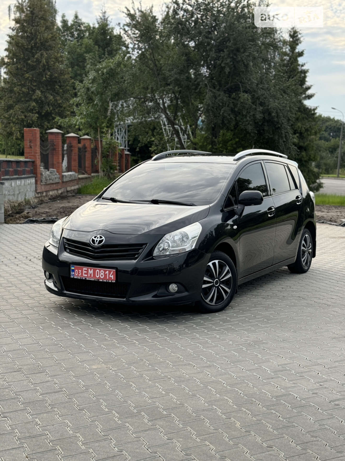 TOYOTA VERSO 2011