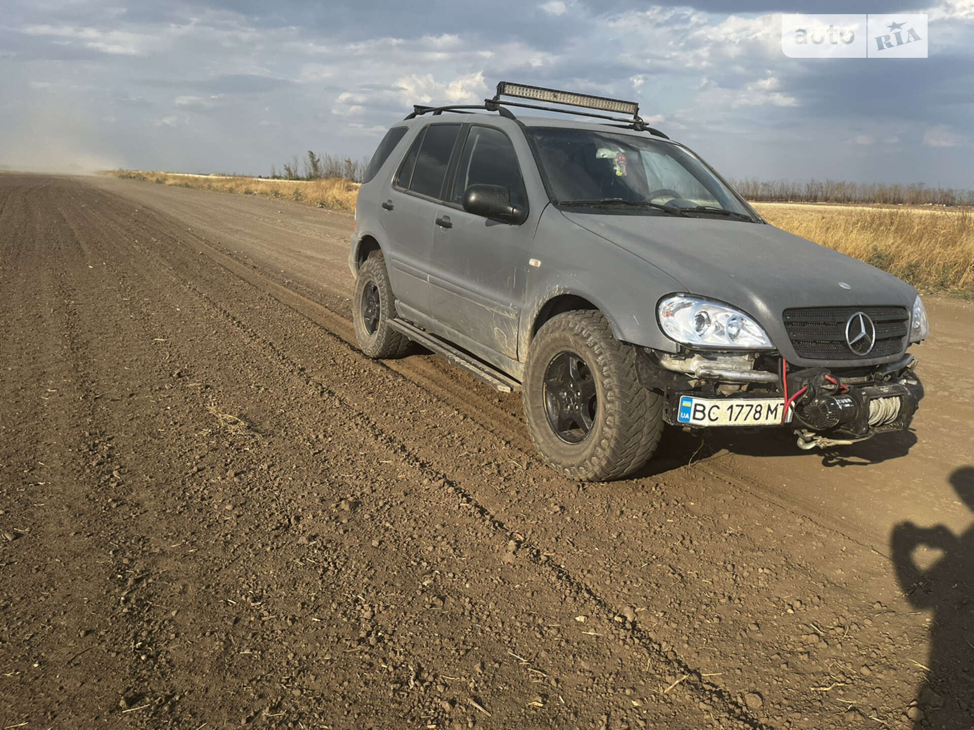 MERCEDES-BENZ ML 270 CDI 2001