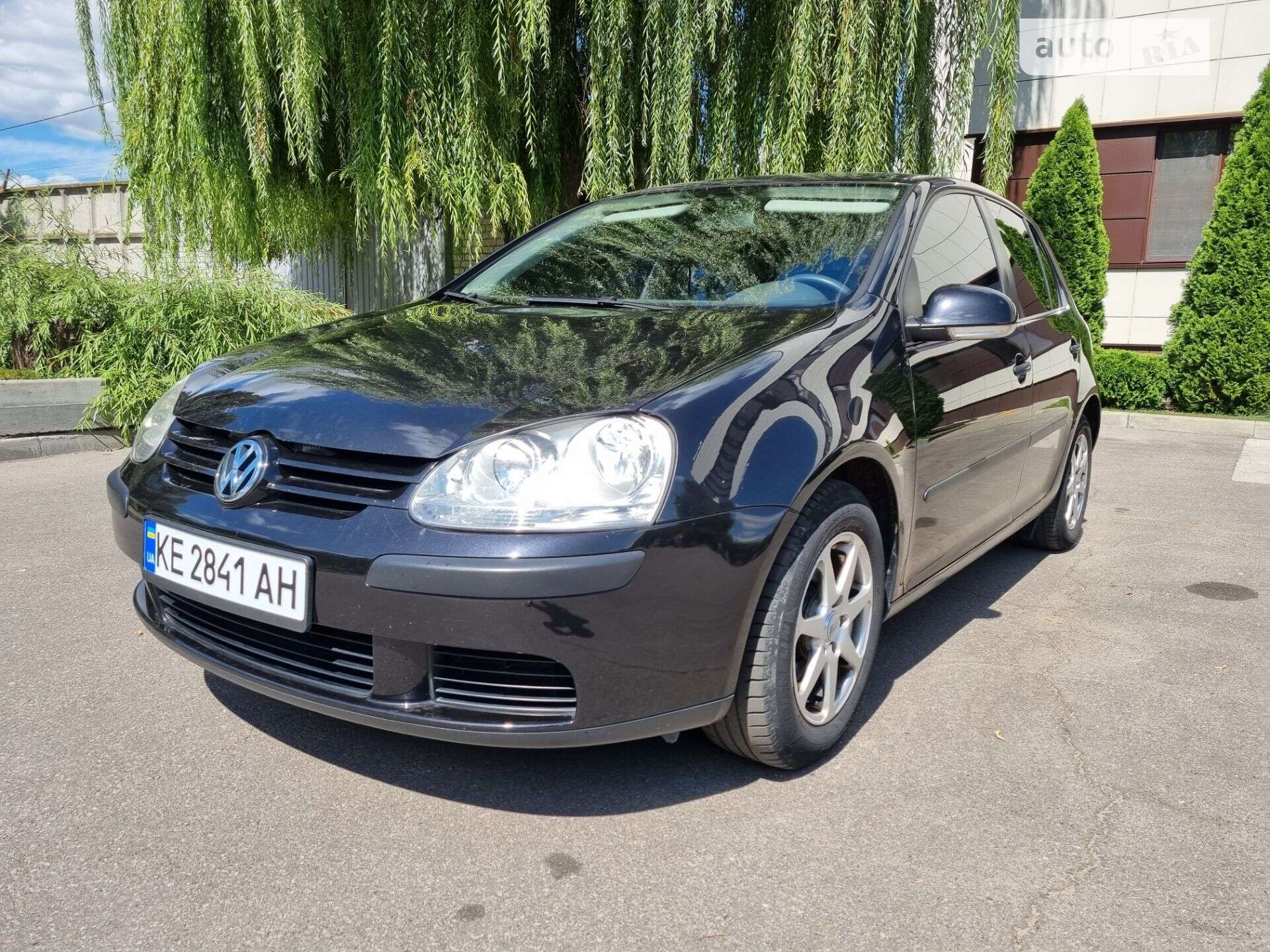 VOLKSWAGEN GOLF 2004