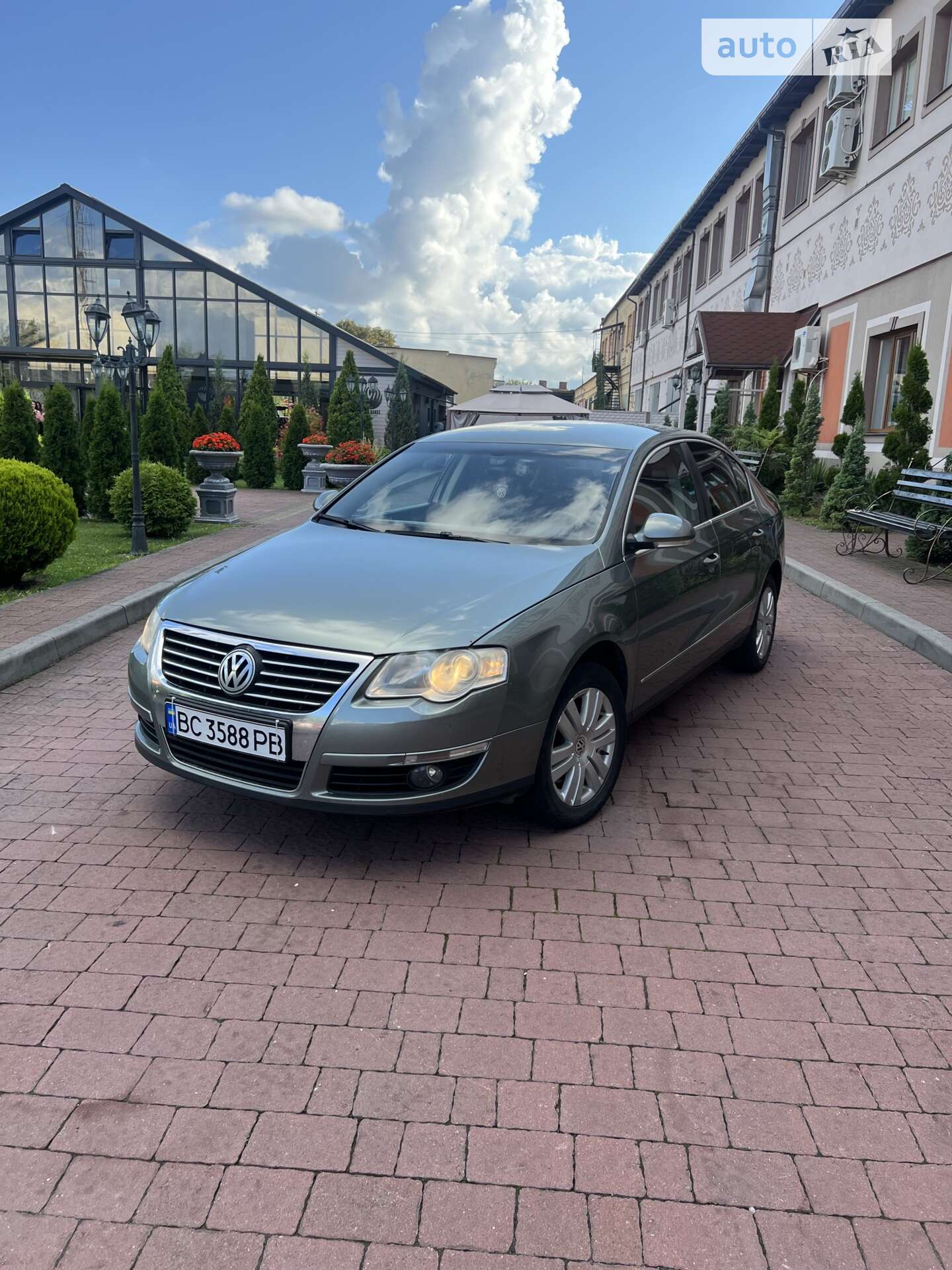 VOLKSWAGEN PASSAT 2009