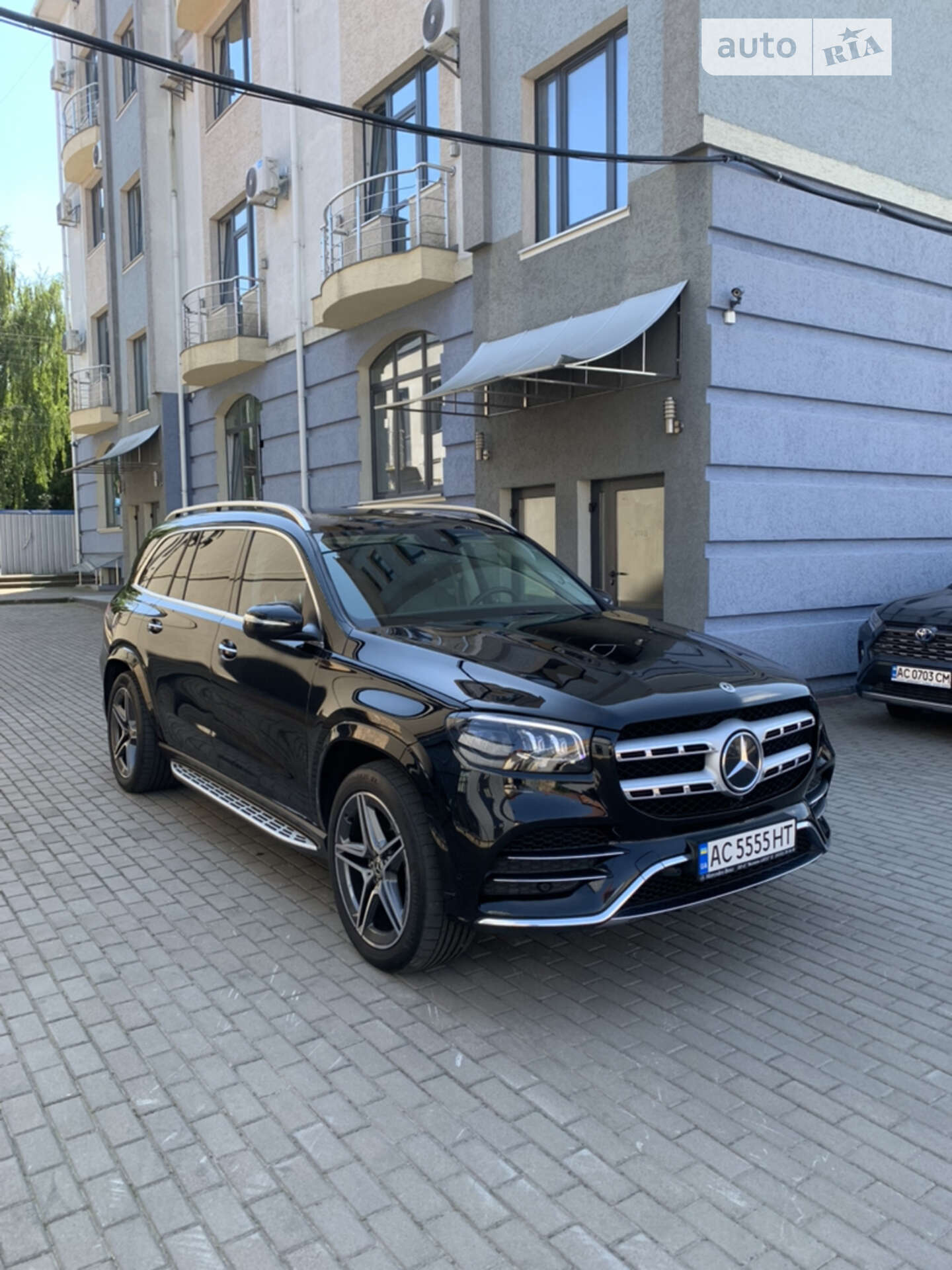 MERCEDES-BENZ GLS 400 D