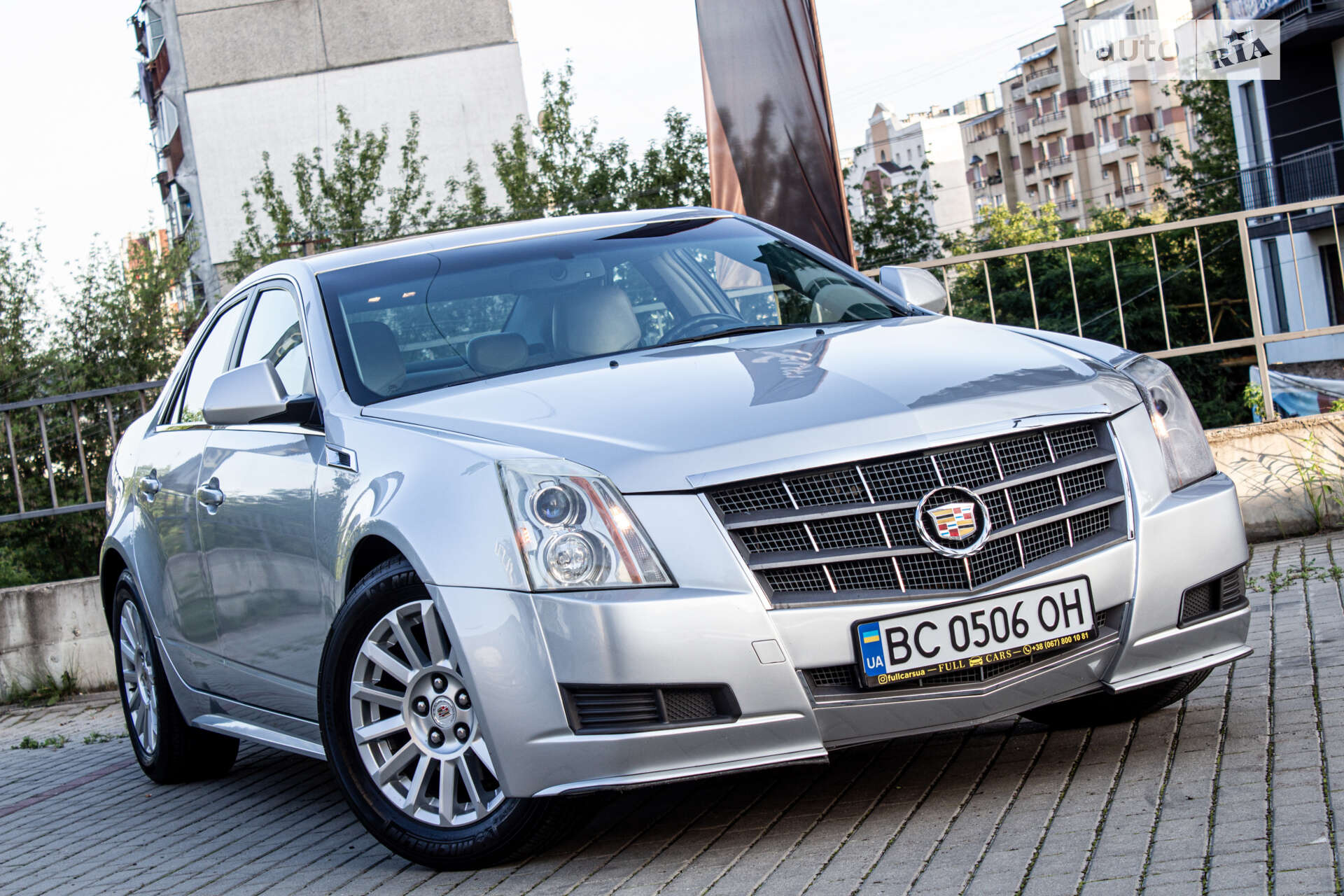 Головне фото звіту автомобіля CADILLAC CTS 2010