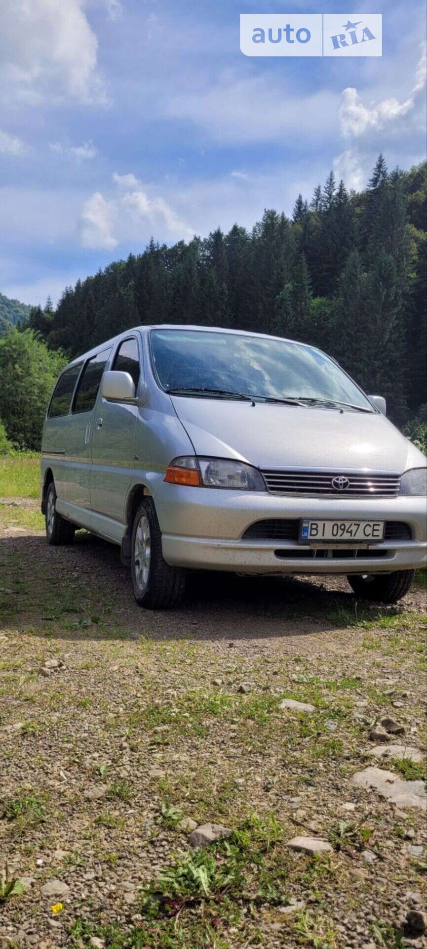 TOYOTA HI ACE 2004