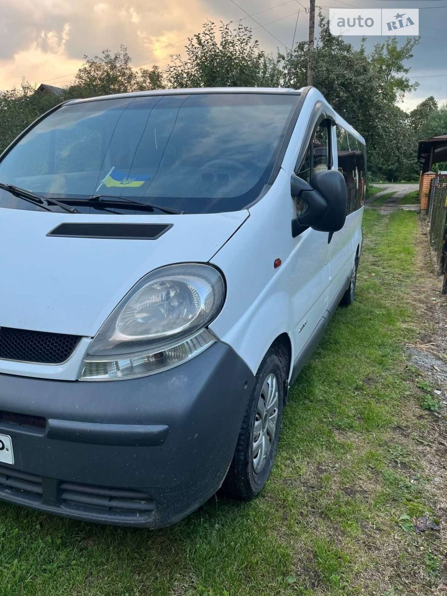 RENAULT TRAFIC 2005