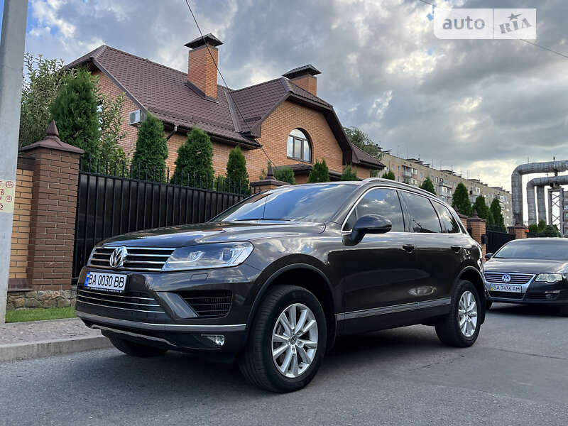 VOLKSWAGEN TOUAREG 2017