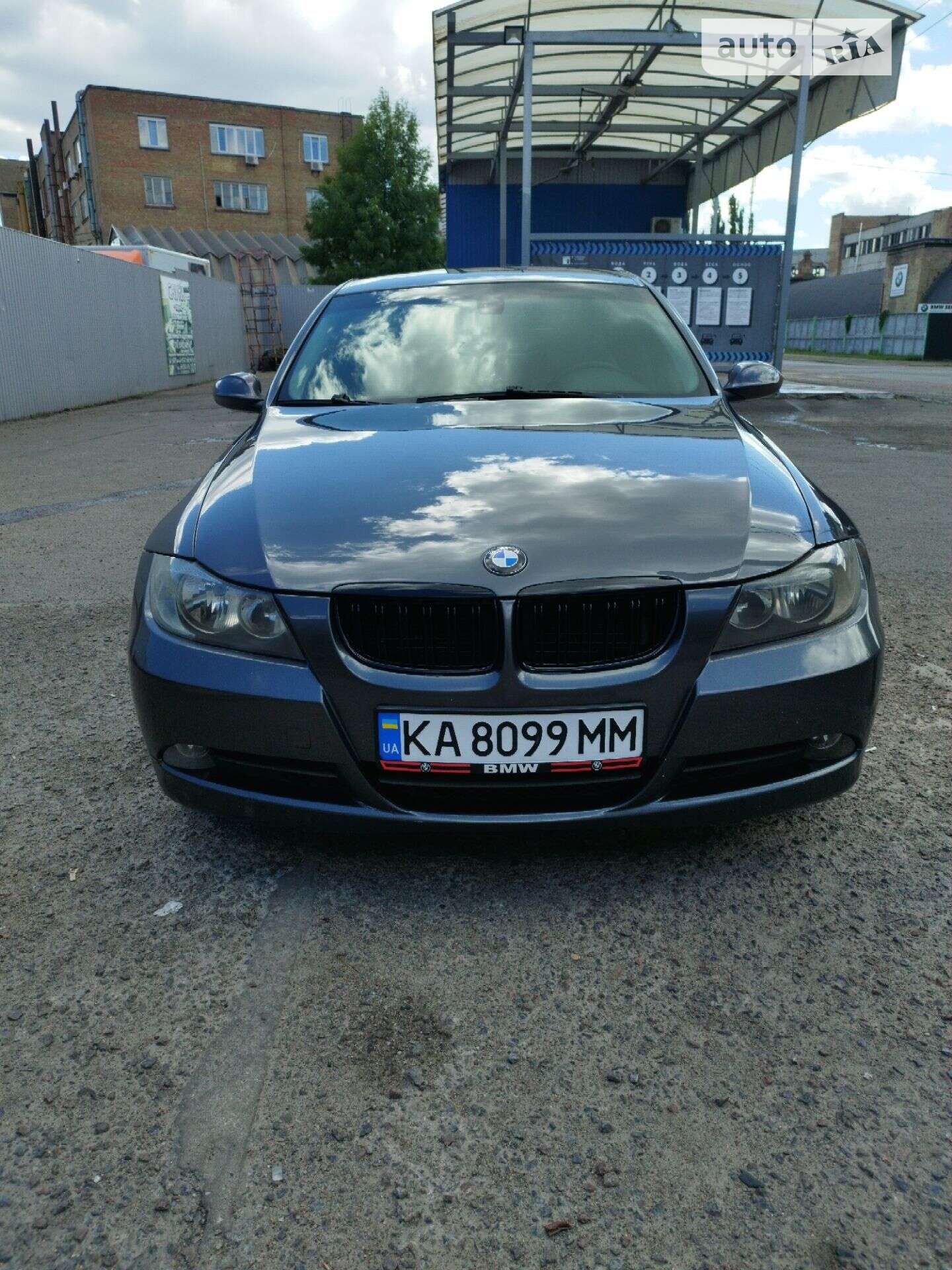 BMW 3 Series 2005