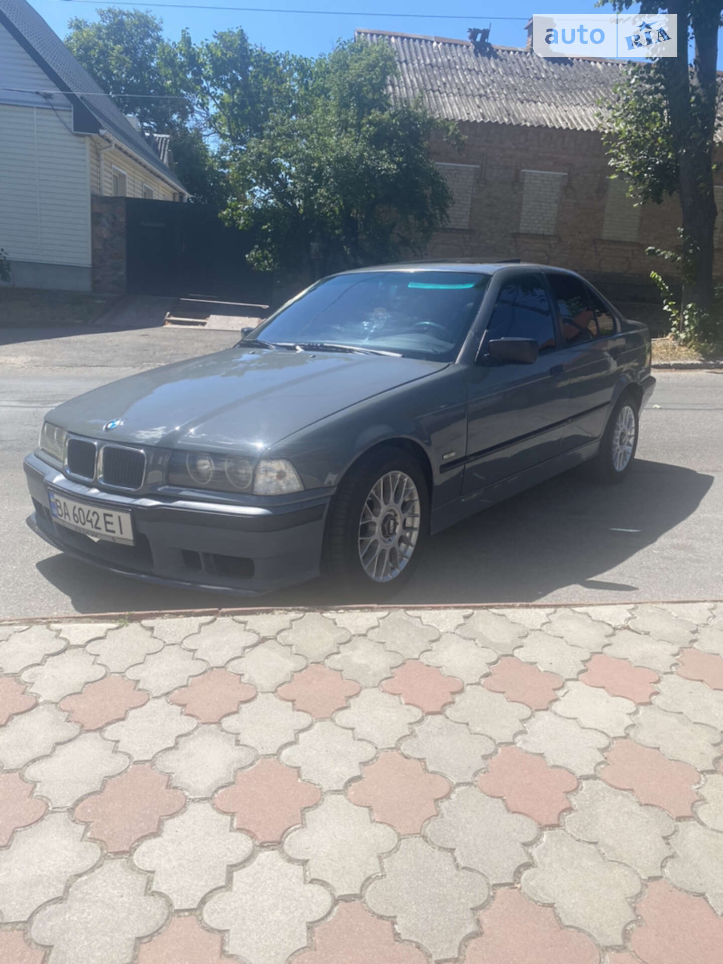 BMW 320 1991