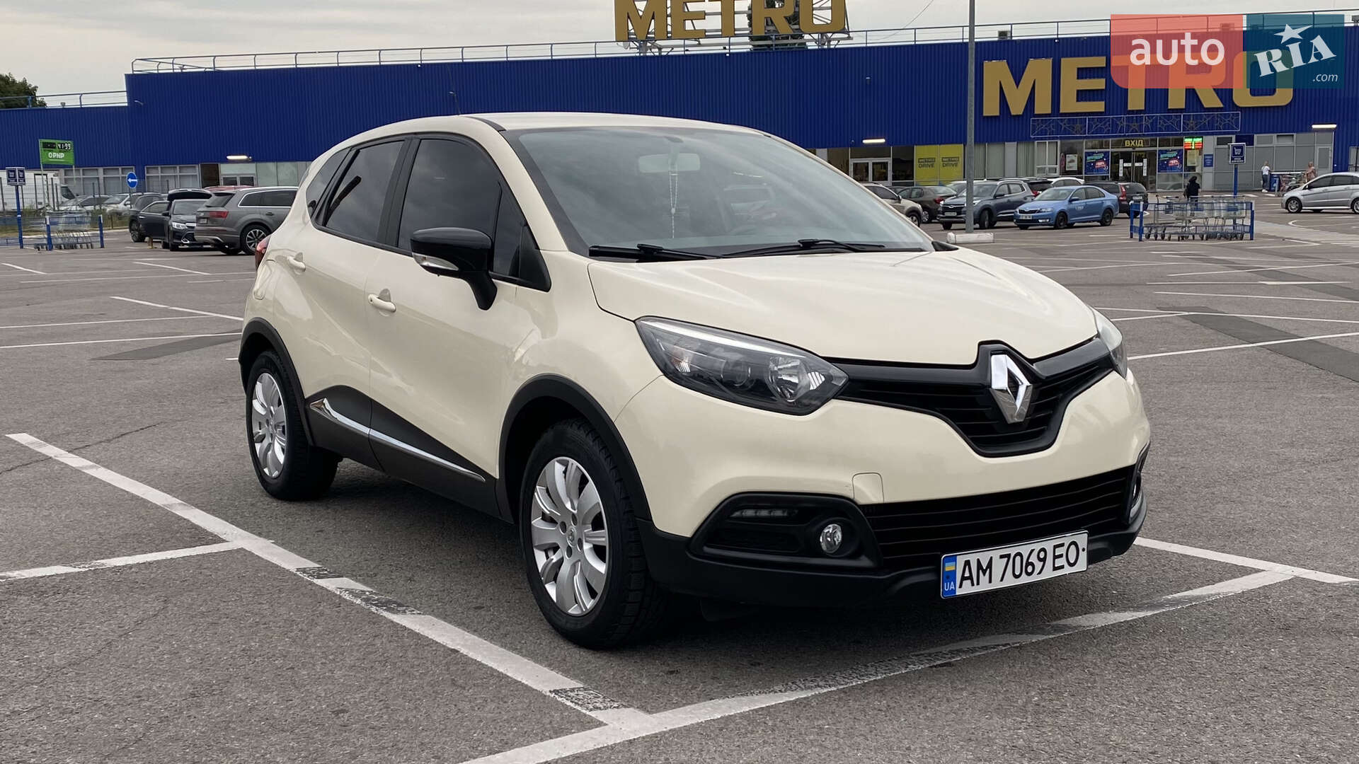 RENAULT CAPTUR 2015