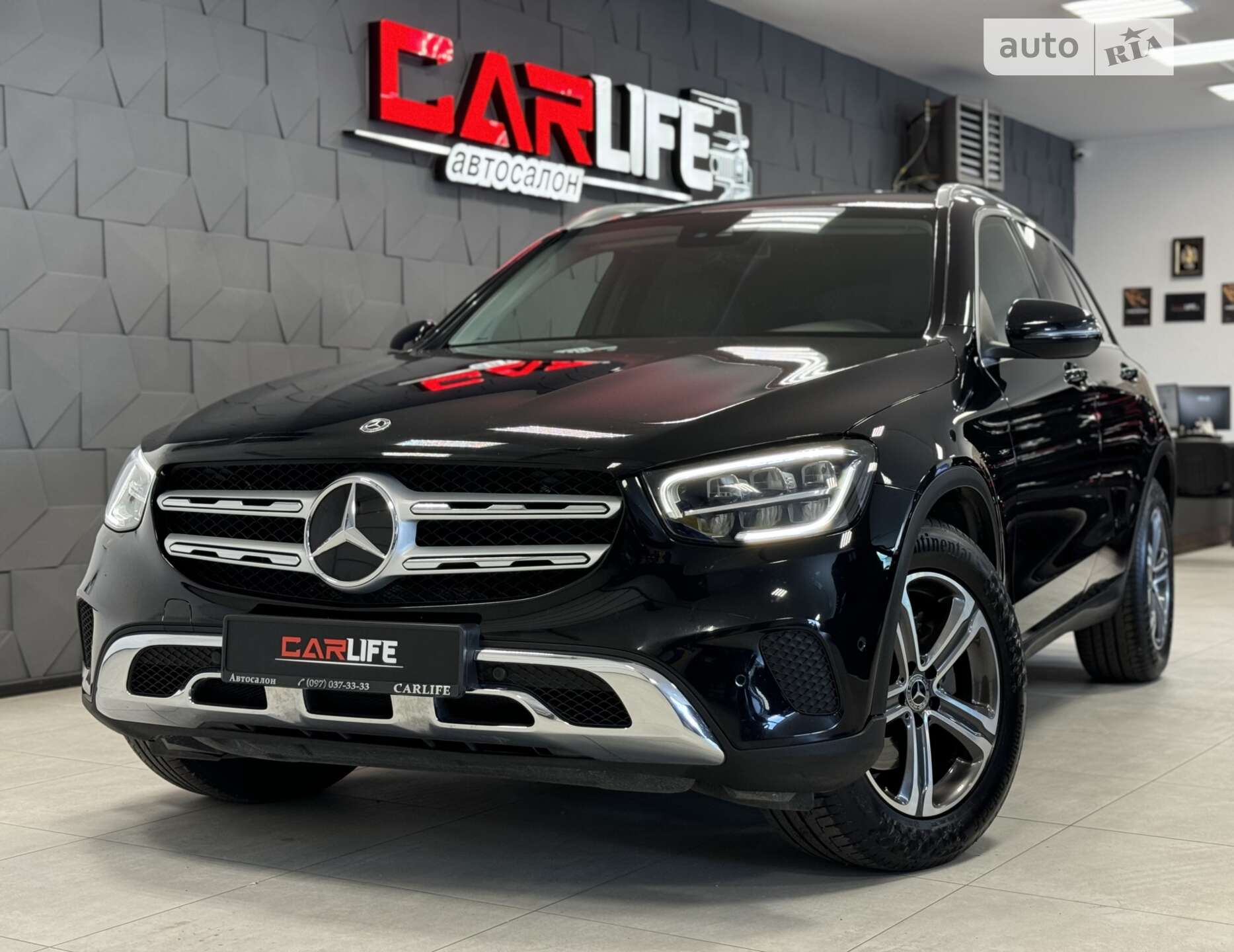 MERCEDES-BENZ GLC 200D 2021
