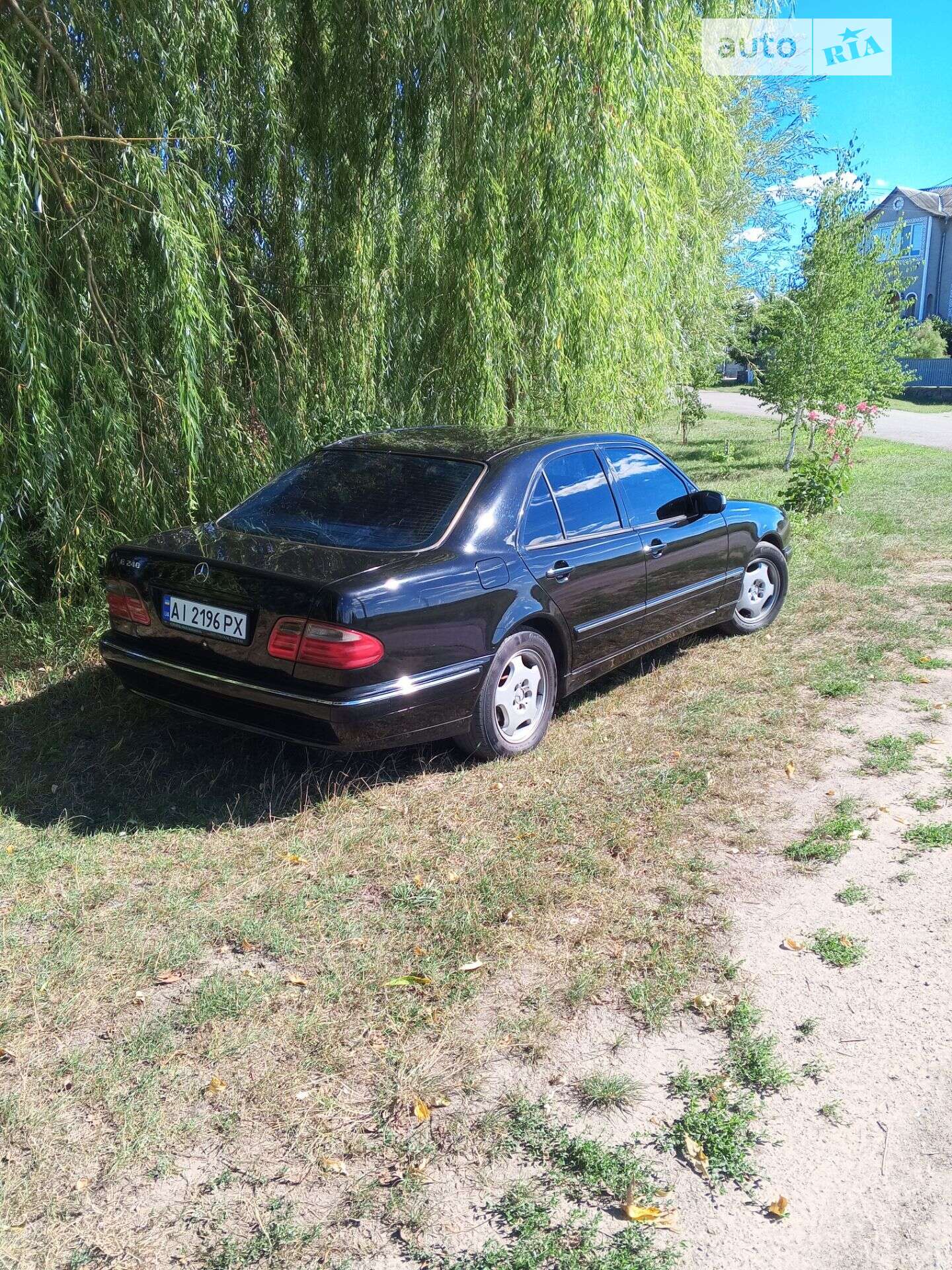 MERCEDES-BENZ E 240 2000