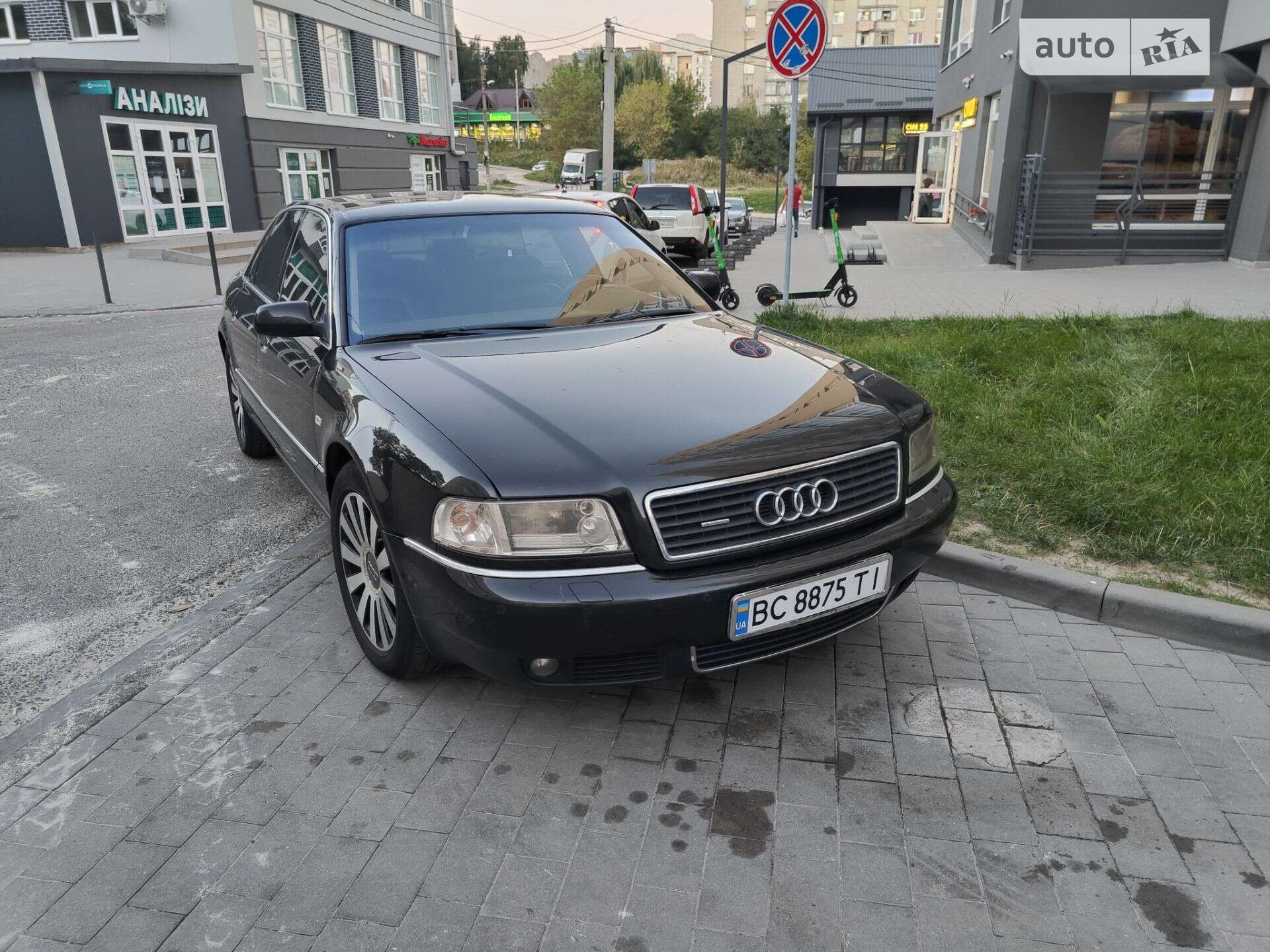 AUDI A8 2002
