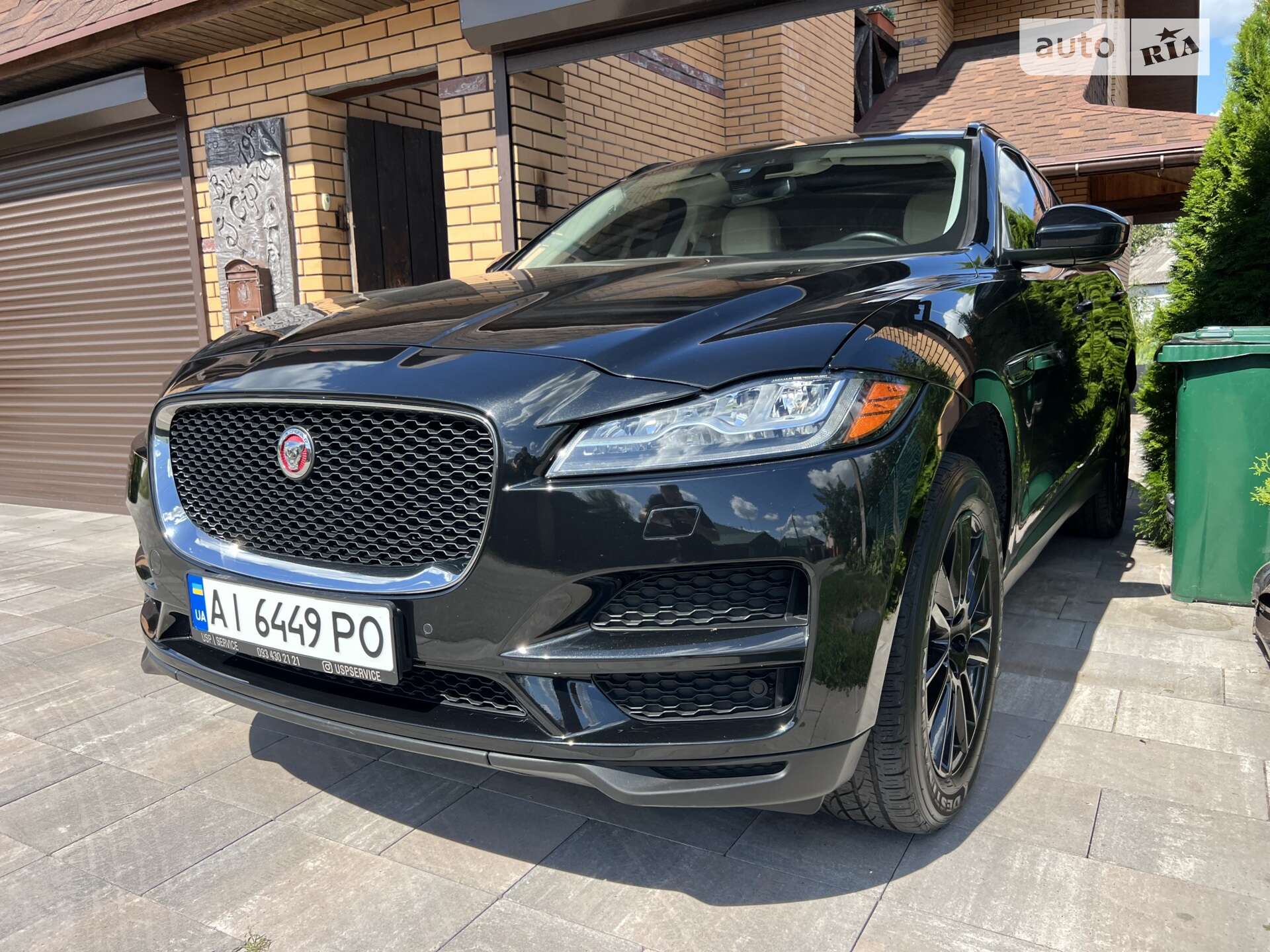 JAGUAR F-PACE