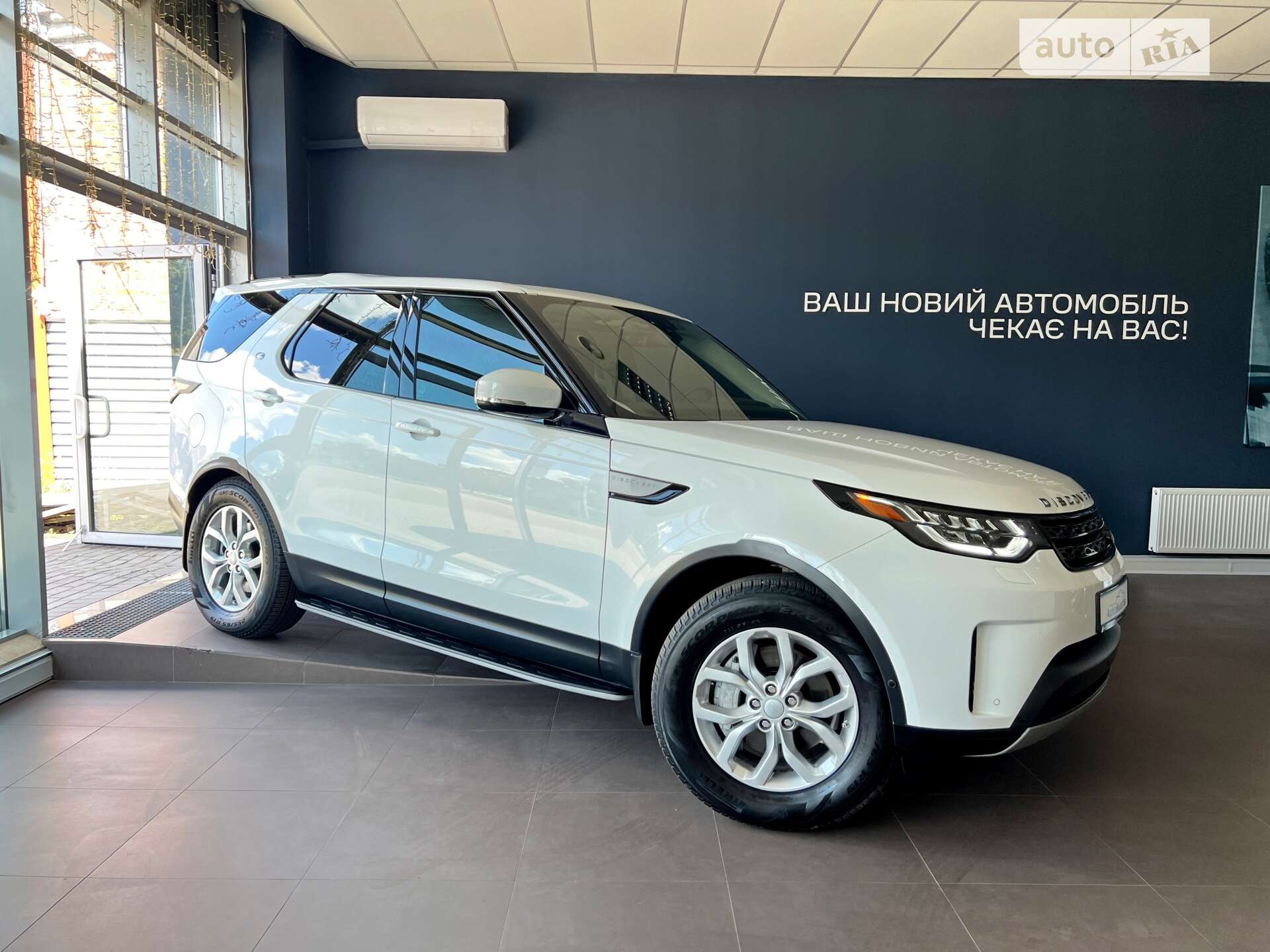 LAND ROVER DISCOVERY 2018