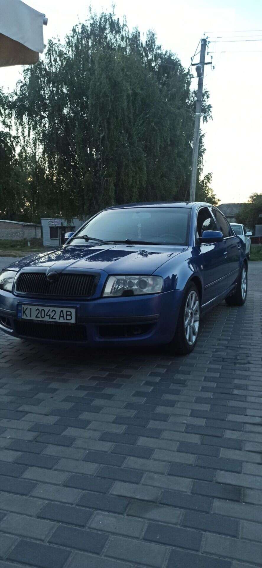 SKODA SUPERB 2003