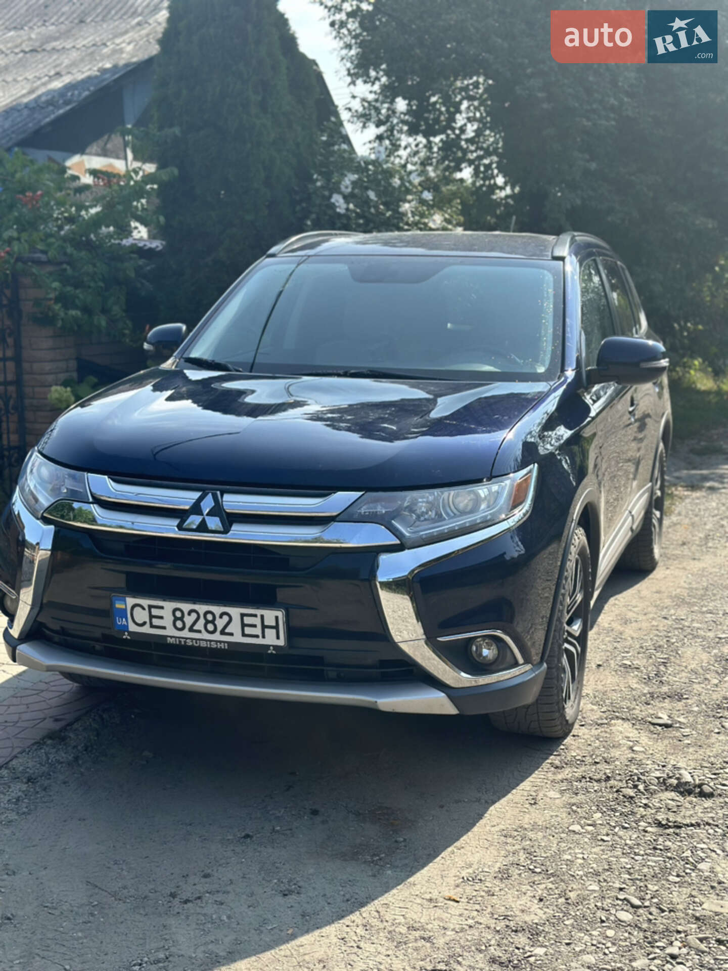Mitsubishi Outlander 2015