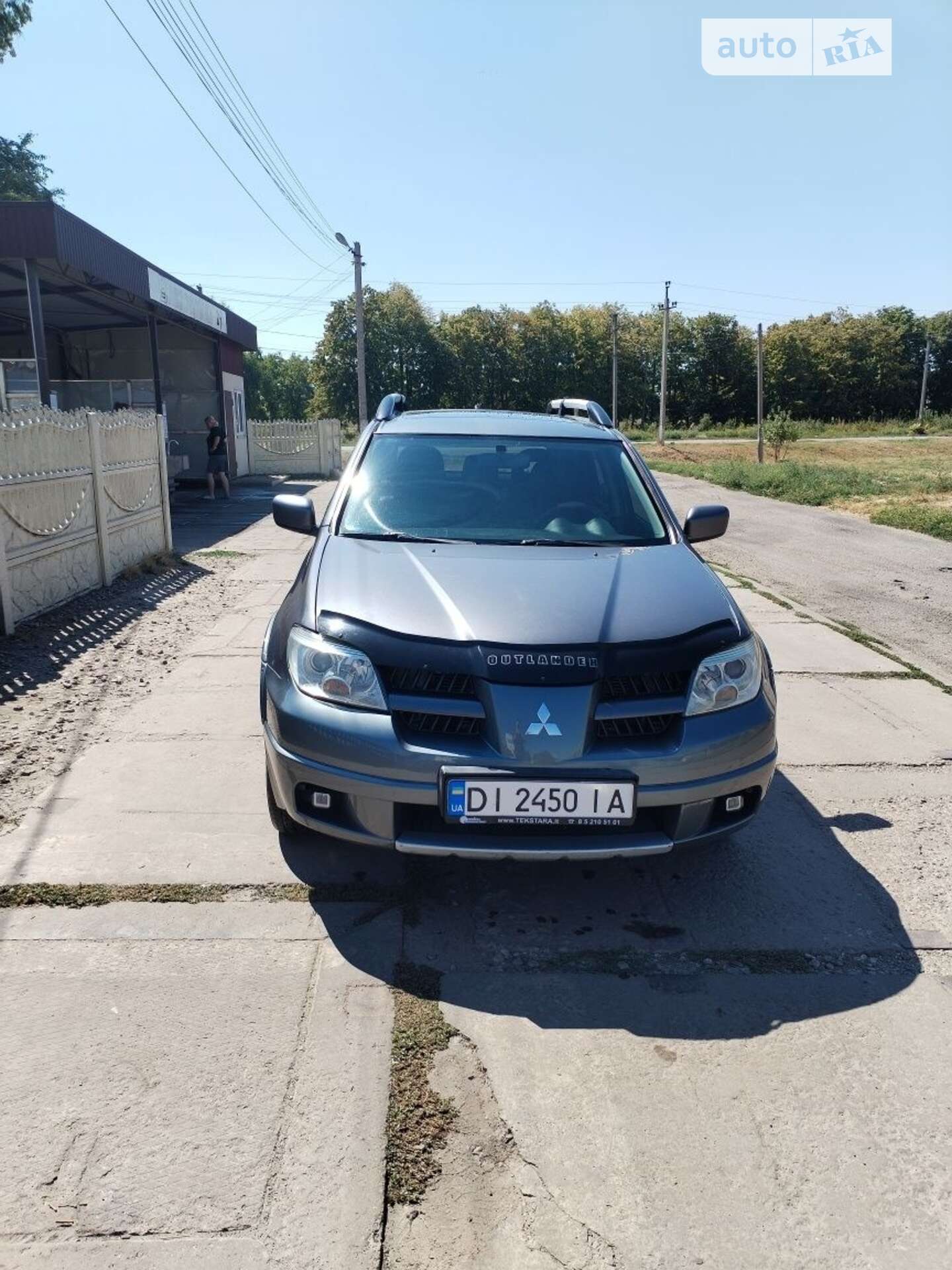 MITSUBISHI OUTLANDER 2004