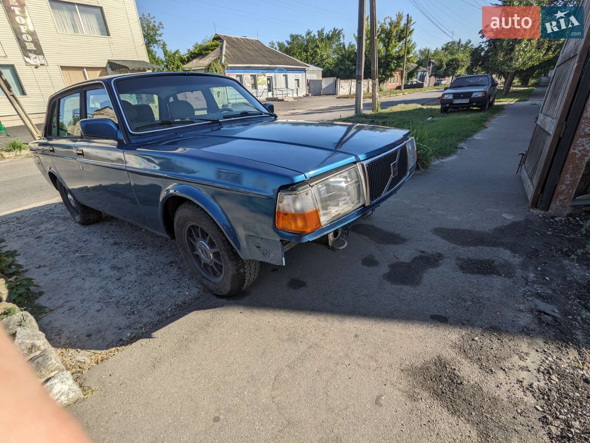 Головне фото звіту автомобіля VOLVO 244 1989