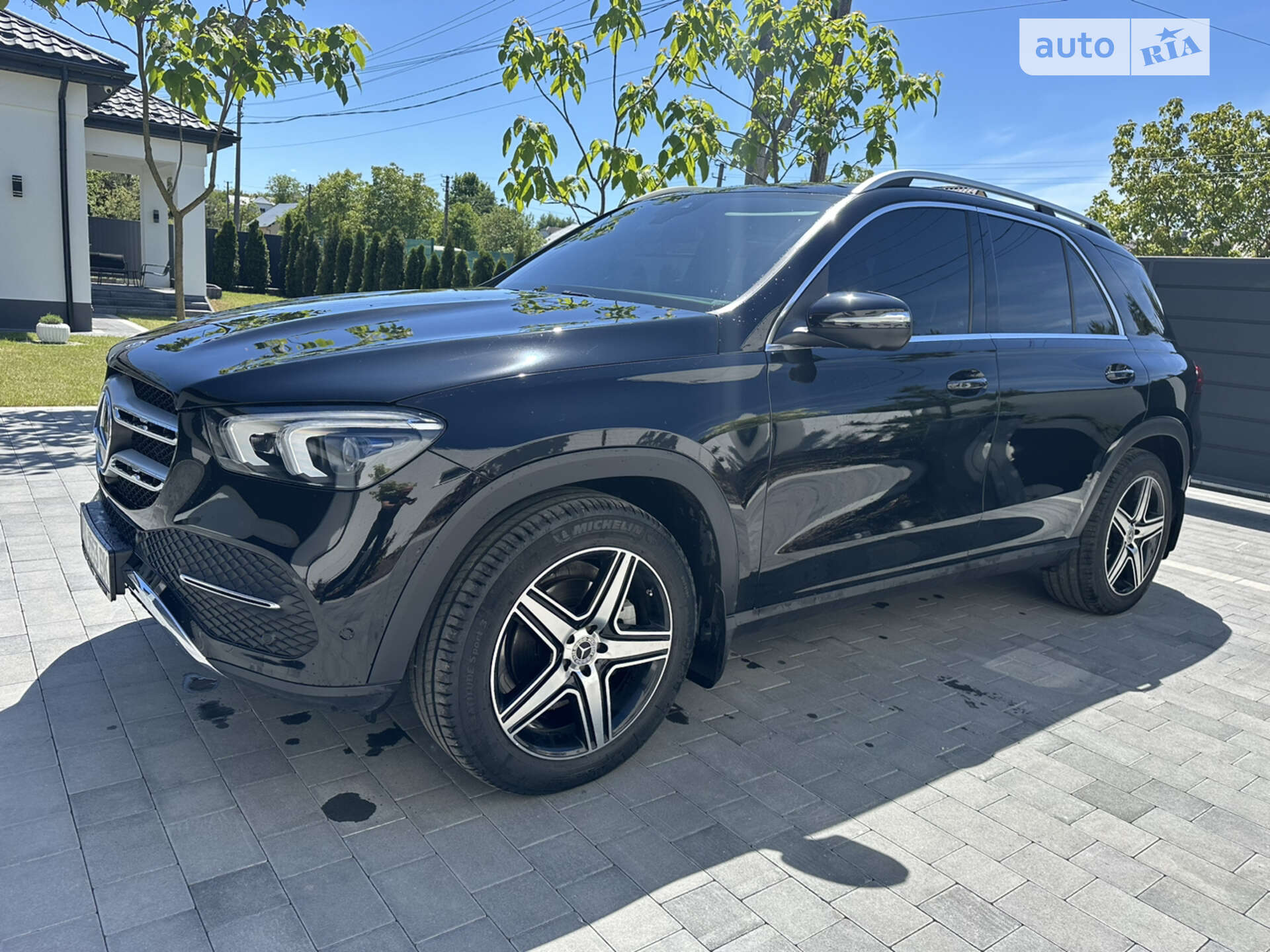 MERCEDES-BENZ GLE 300D 2019