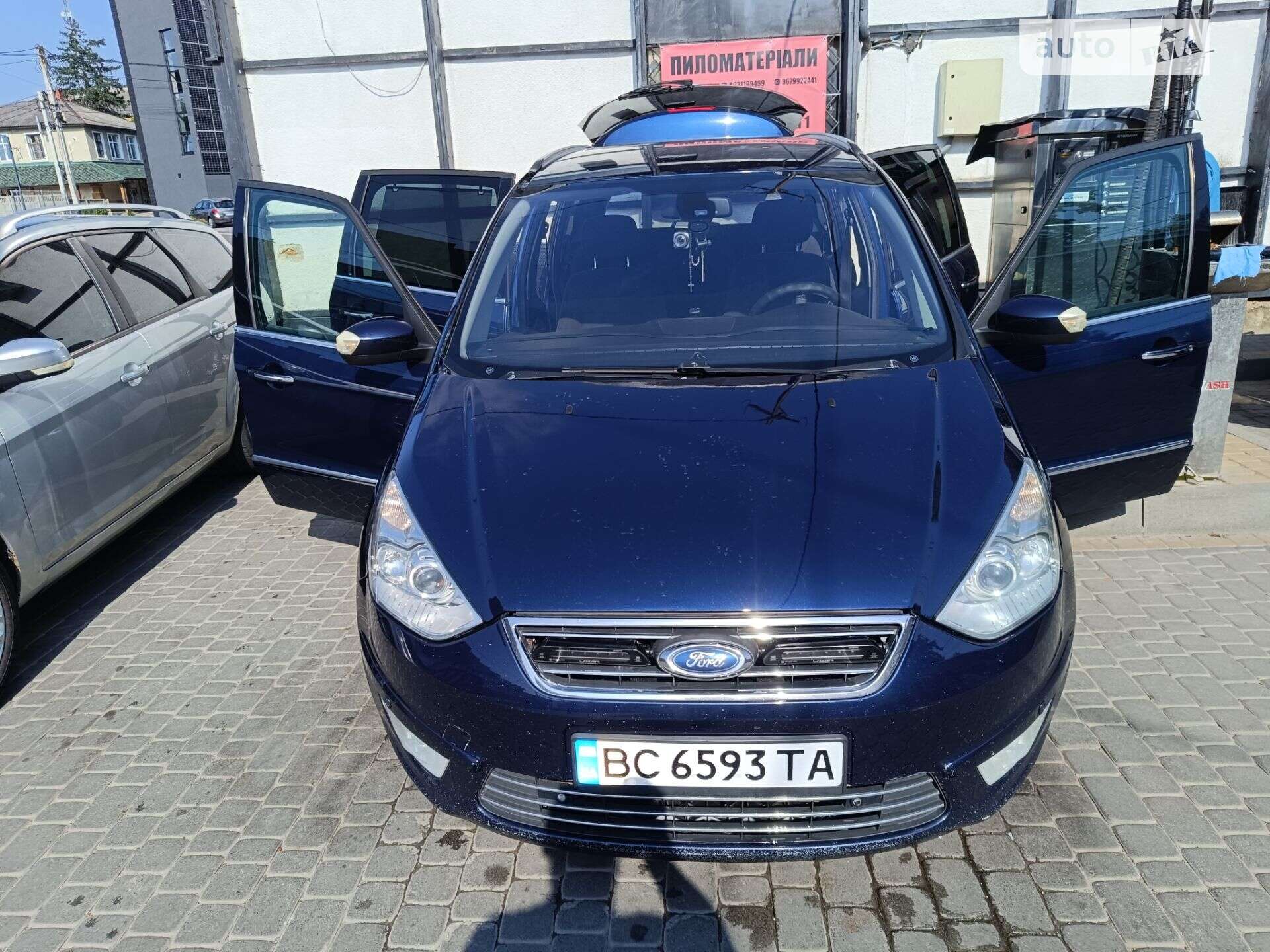 FORD GALAXY 2010