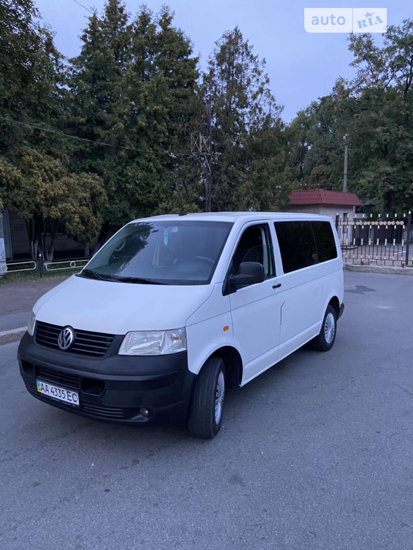 VOLKSWAGEN TRANSPORTER 2004