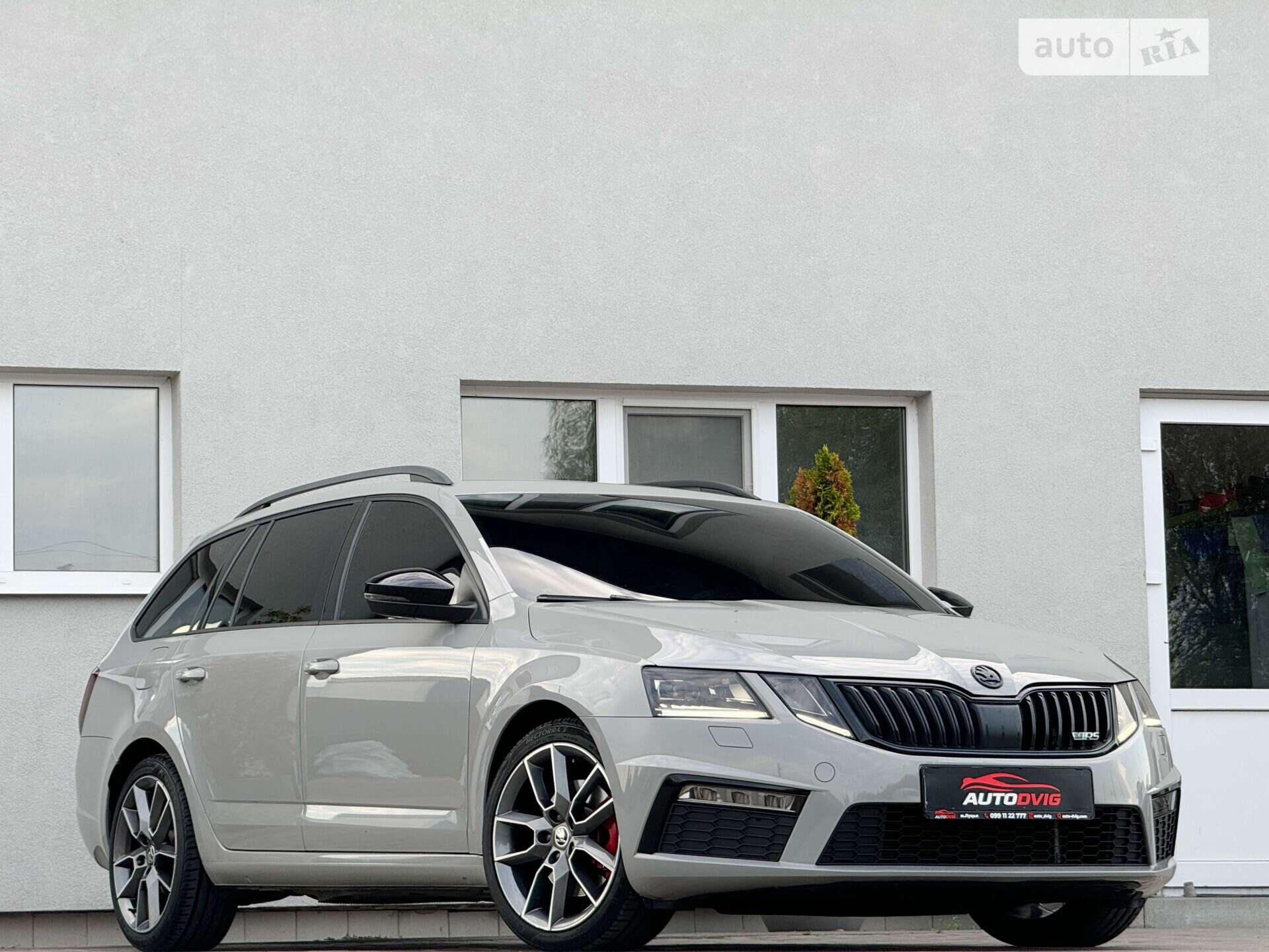 Головне фото звіту автомобіля SKODA OCTAVIA 2019