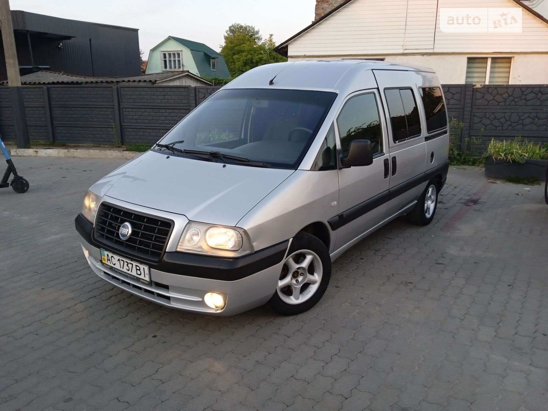 Головне фото звіту автомобіля FIAT SCUDO 2005