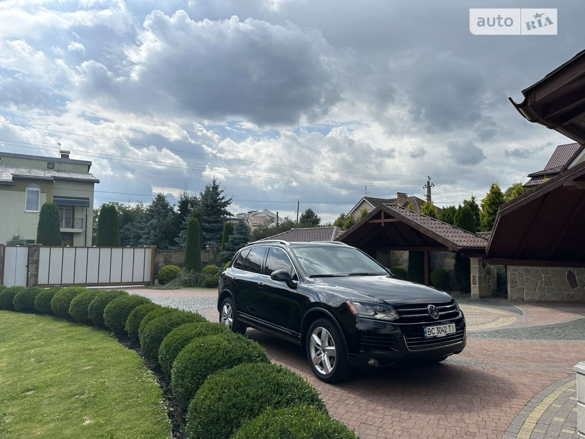 VOLKSWAGEN TOUAREG 2012