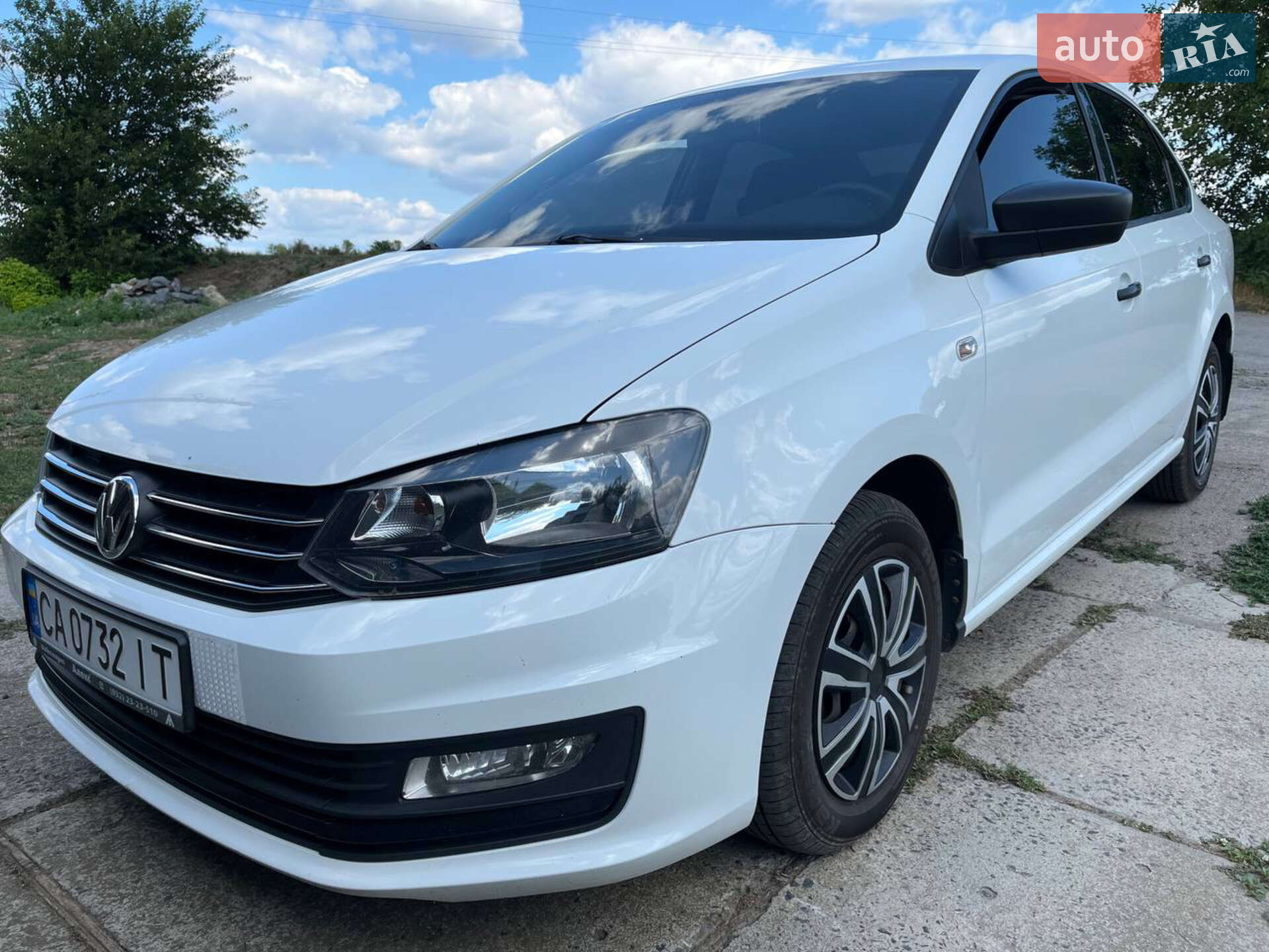 VOLKSWAGEN POLO 2017
