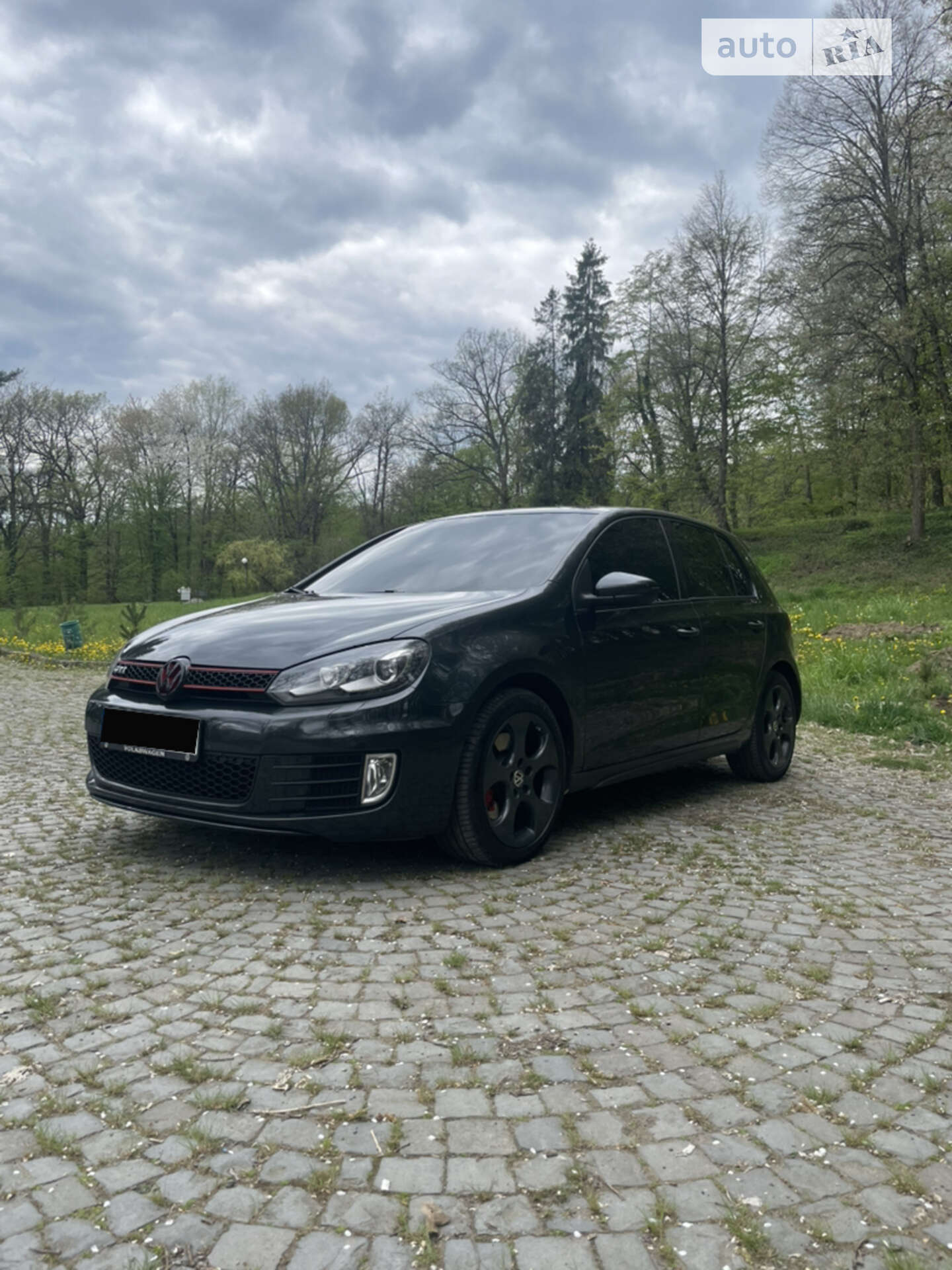 VOLKSWAGEN GOLF 2012