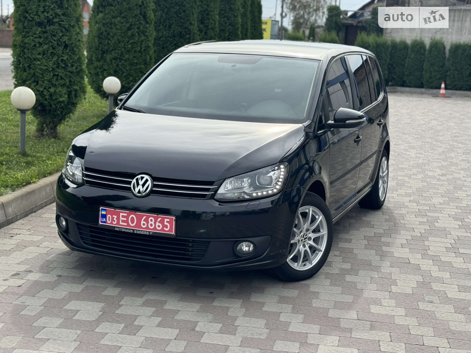 VOLKSWAGEN TOURAN 2014