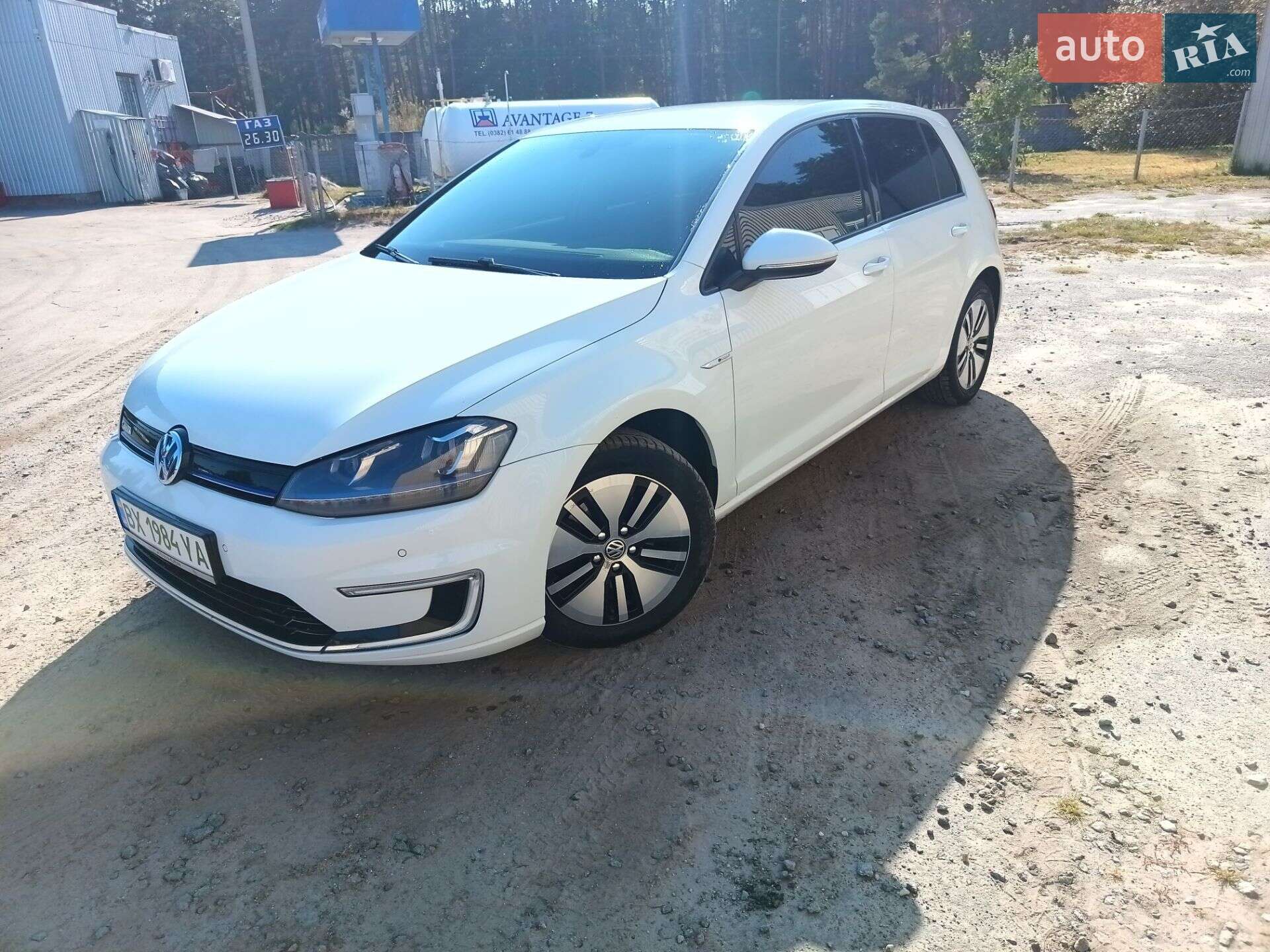 VOLKSWAGEN E-GOLF 2014