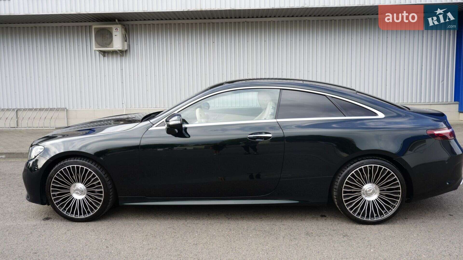 MERCEDES-BENZ E 220 D 2022