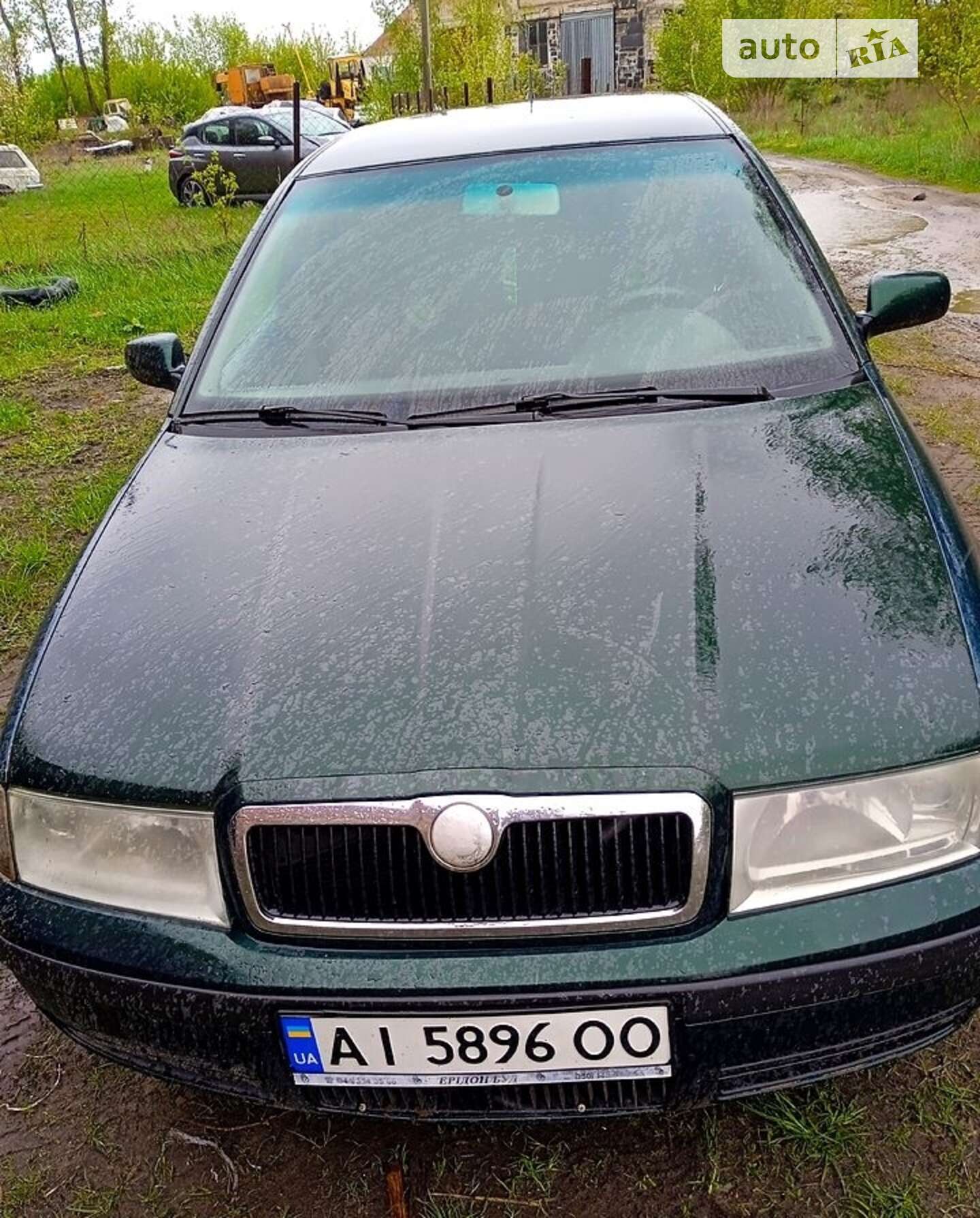Головне фото звіту автомобіля SKODA OCTAVIA 2002