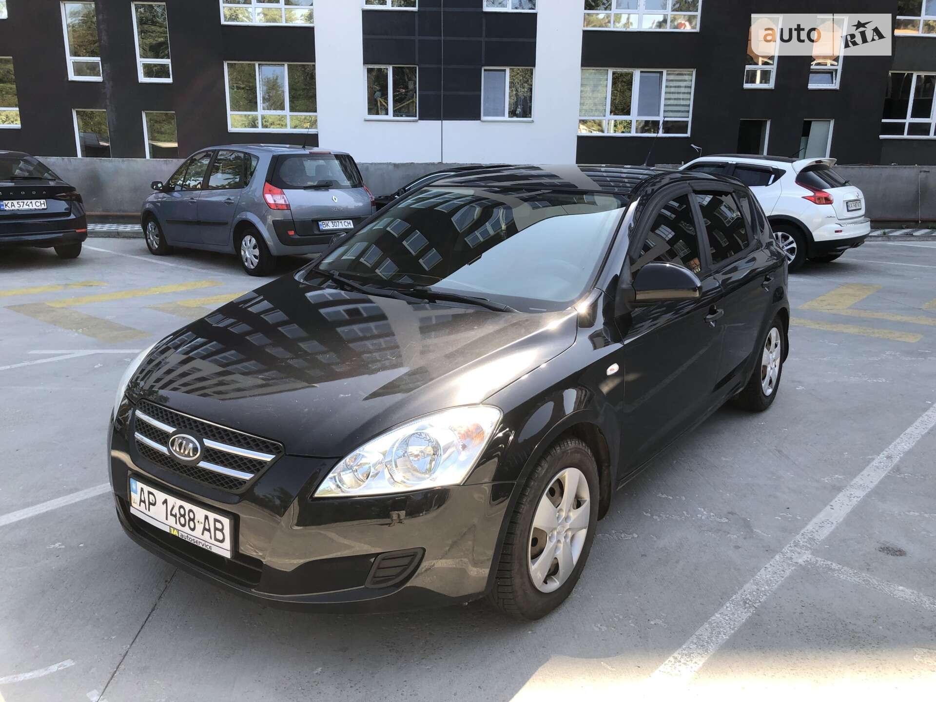 Головне фото звіту автомобіля KIA CEE'D 2009
