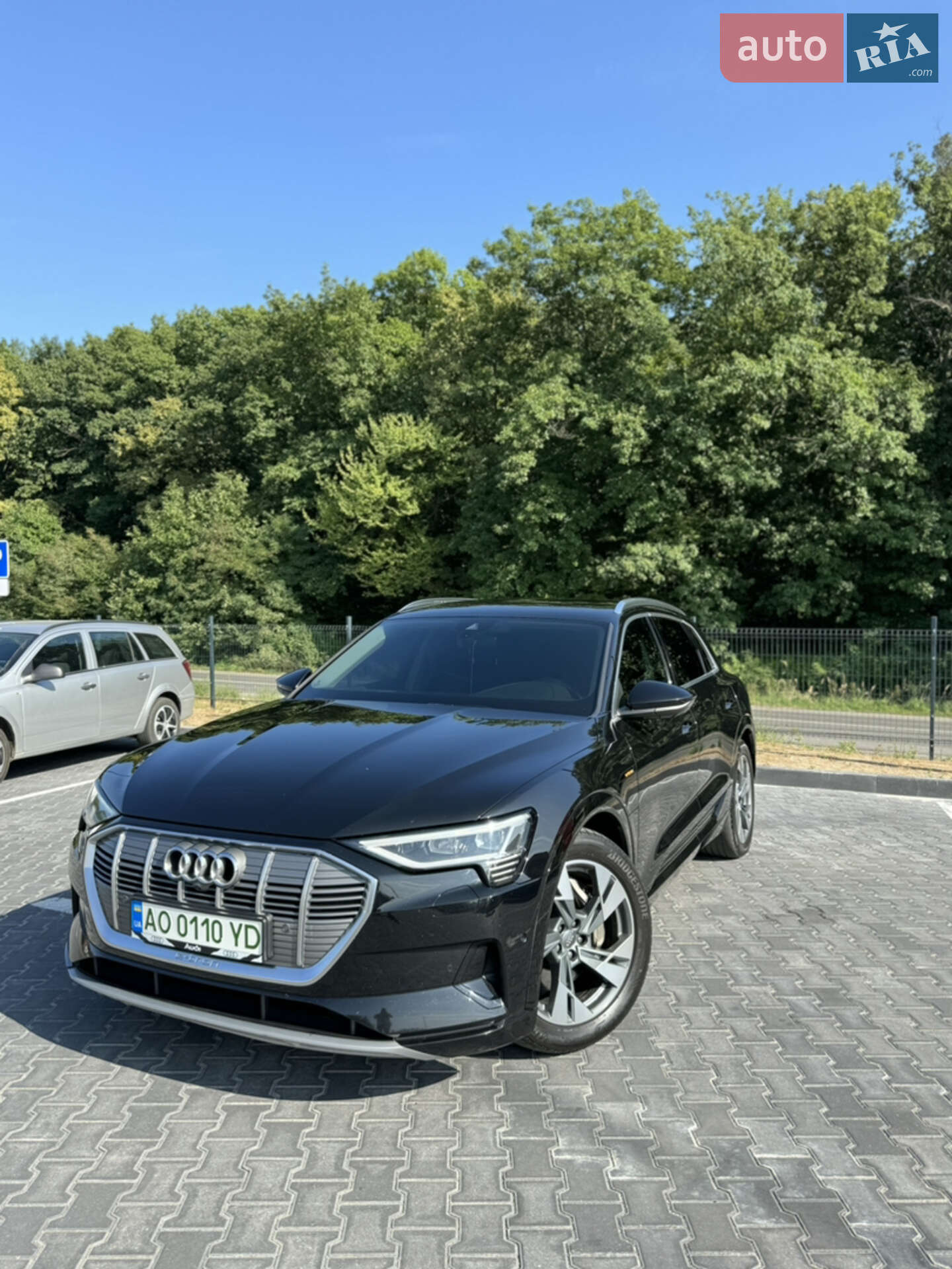 Головне фото звіту автомобіля AUDI E-TRON 2020