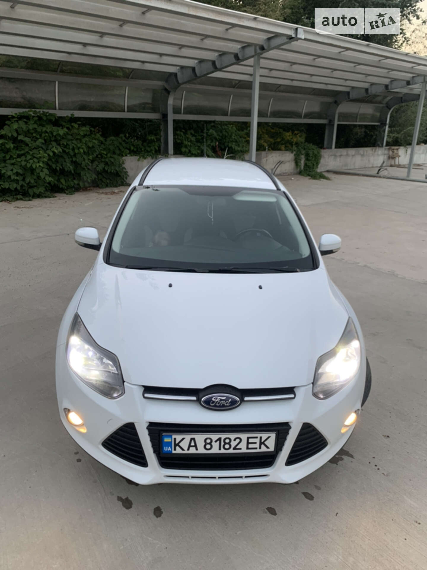 Головне фото звіту автомобіля FORD FOCUS 2013