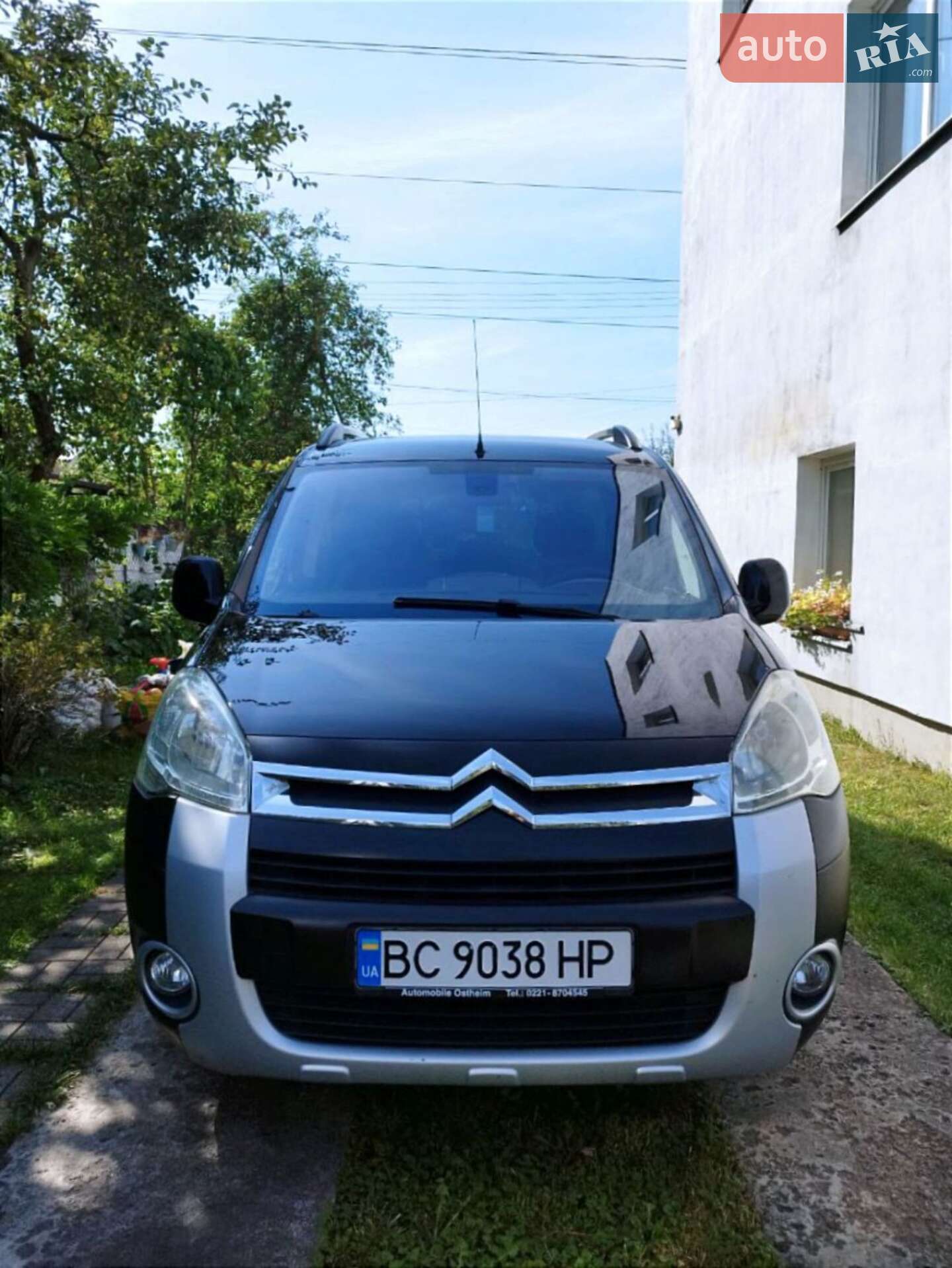 Головне фото звіту автомобіля CITROEN BERLINGO 2010
