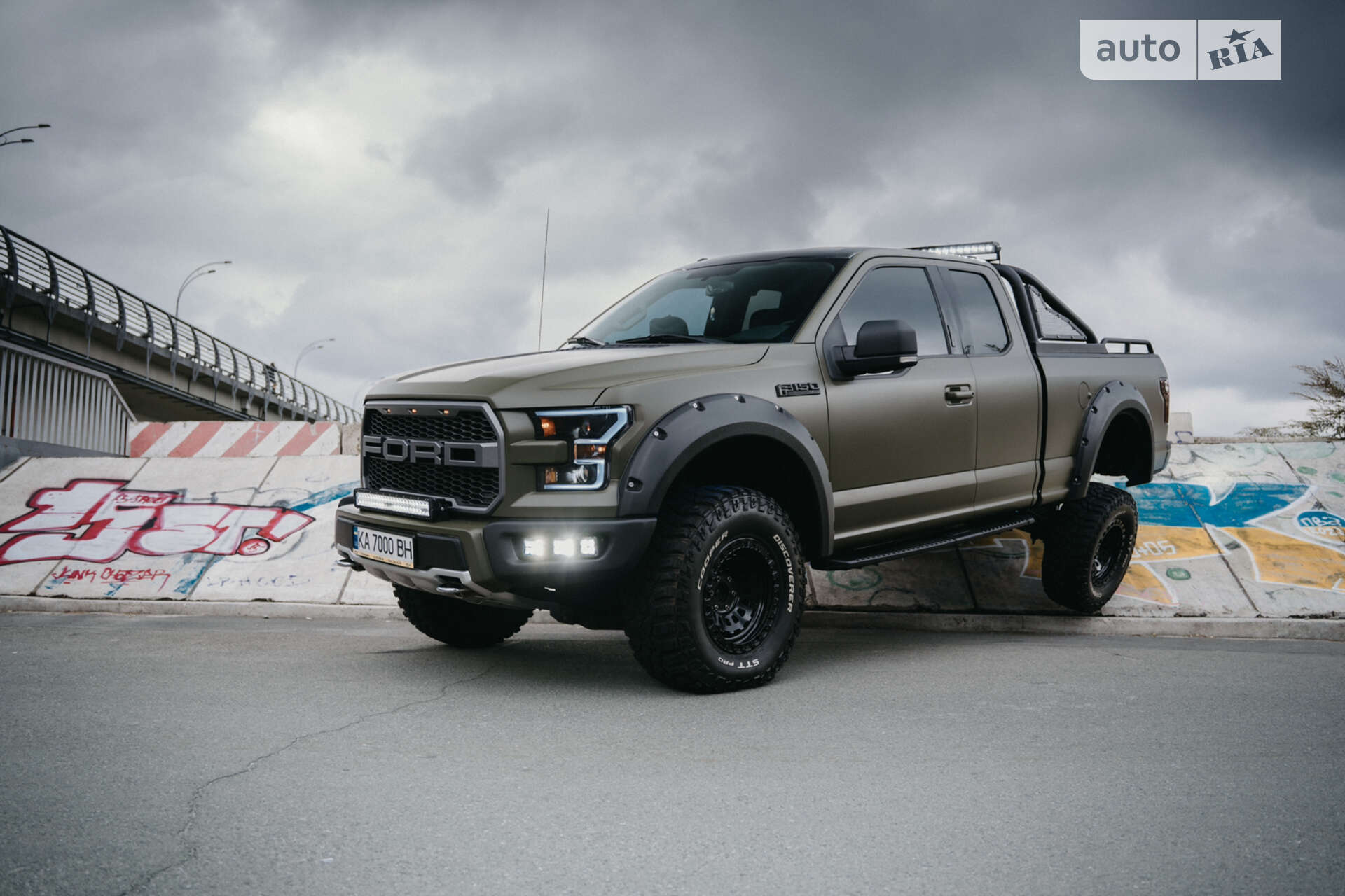 FORD F 150 2015