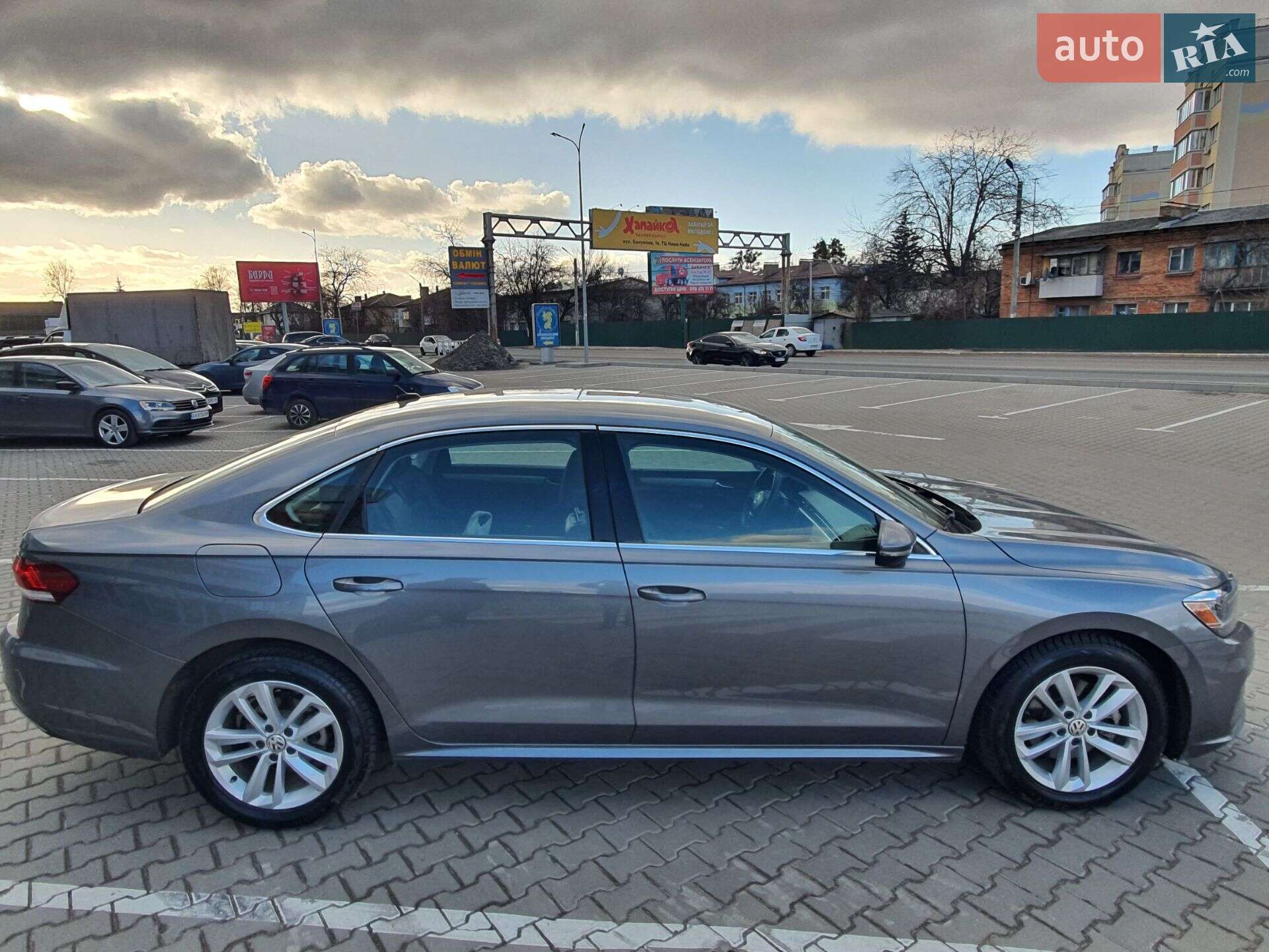 VOLKSWAGEN PASSAT 2020