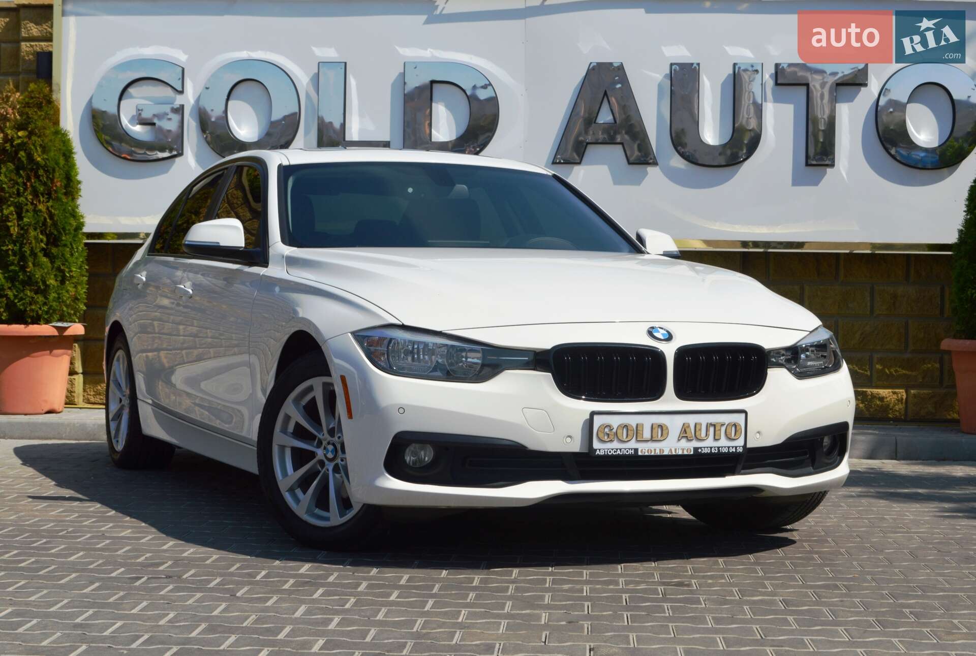 BMW 320I 2016