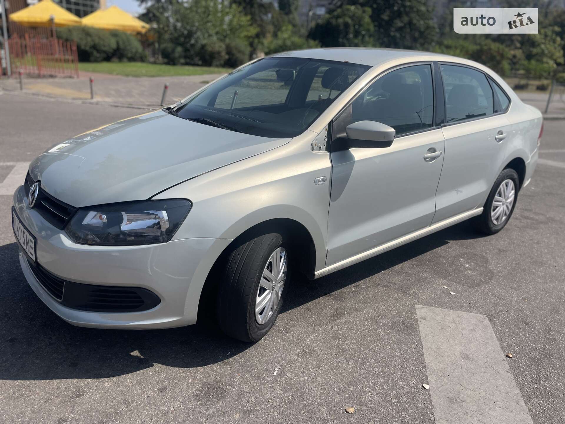 VOLKSWAGEN POLO 2011
