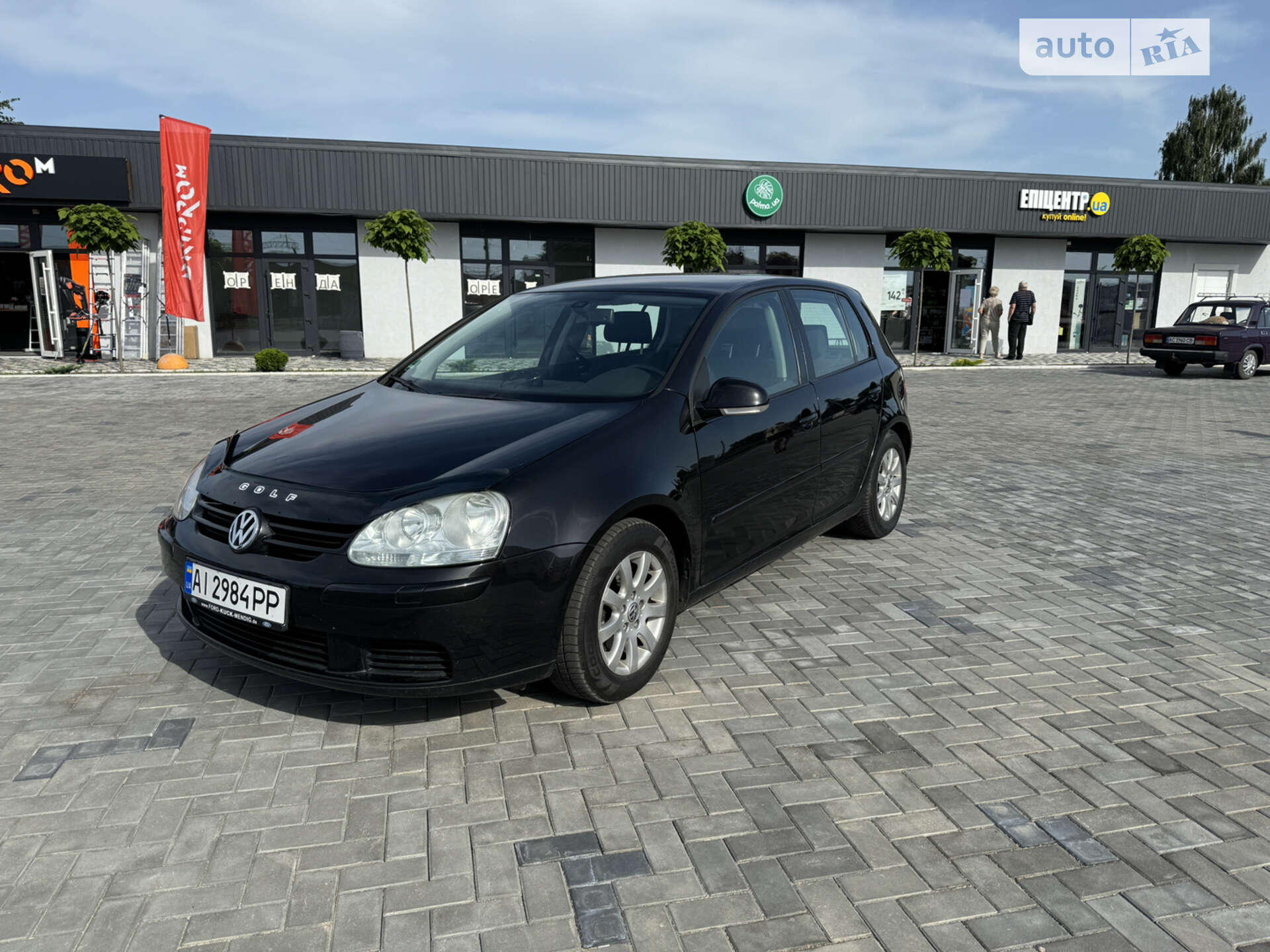 VOLKSWAGEN GOLF 2005