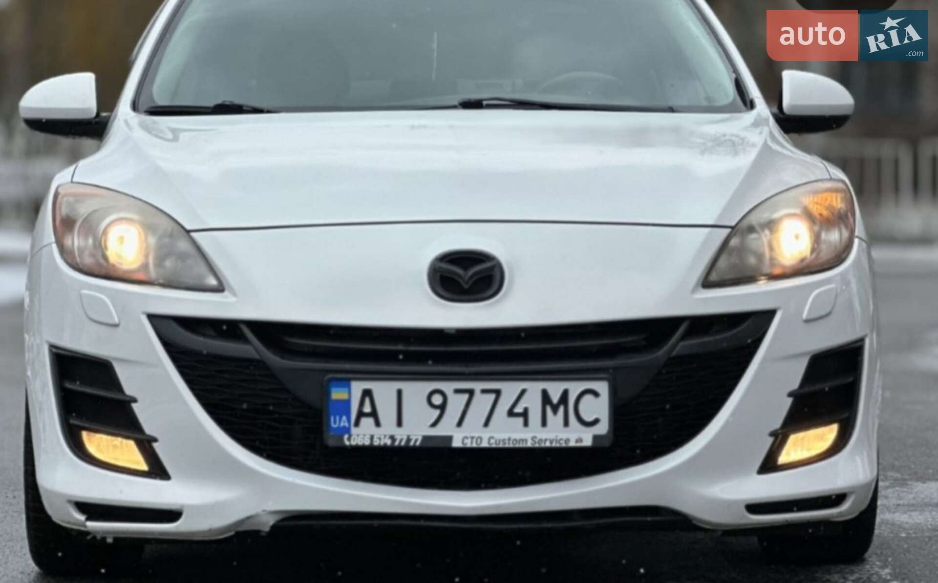 MAZDA 3 2010