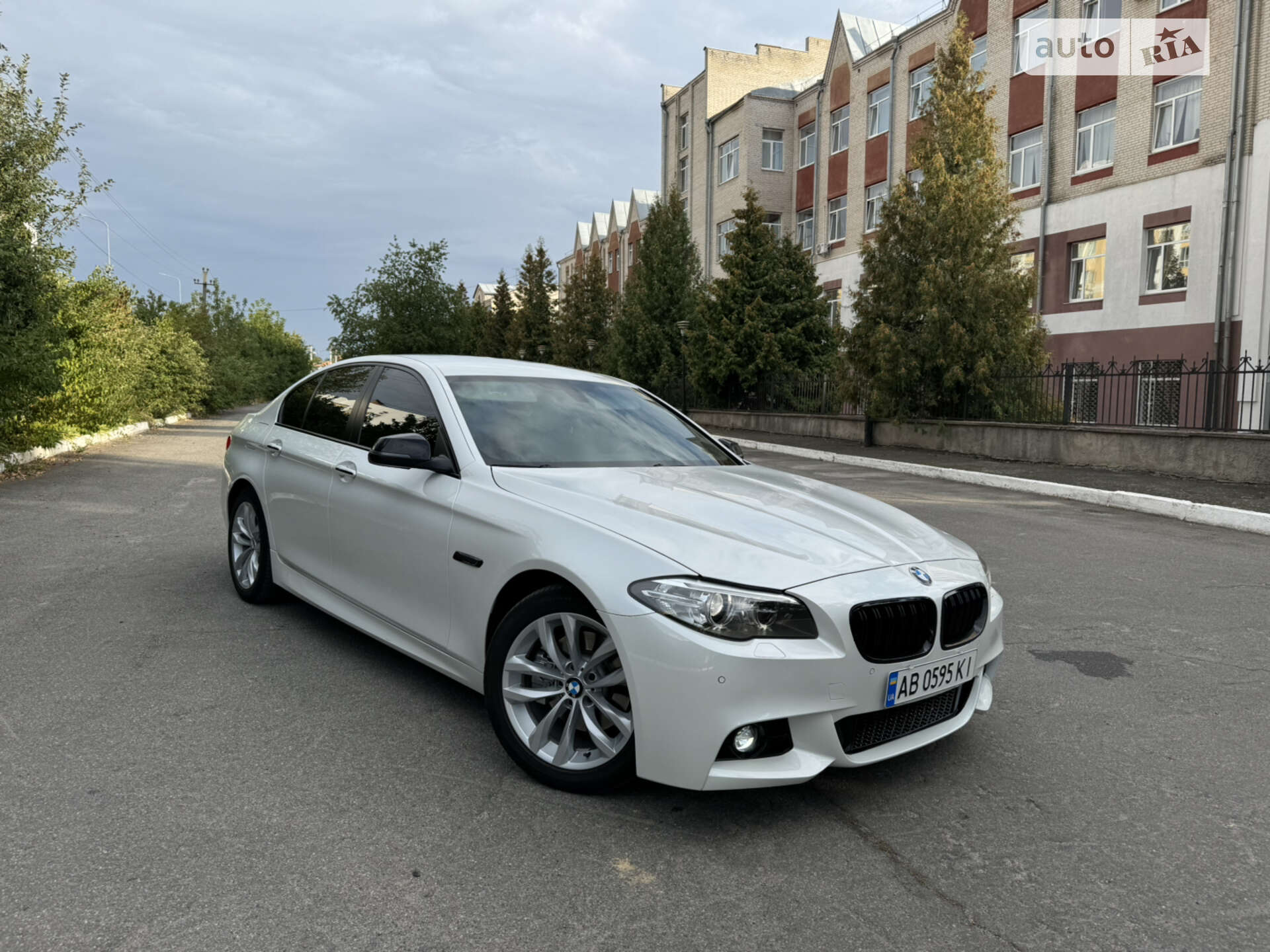 BMW 520I 2016