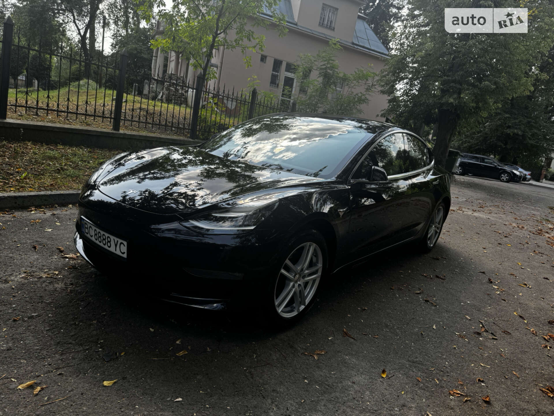 TESLA MODEL 3 2019