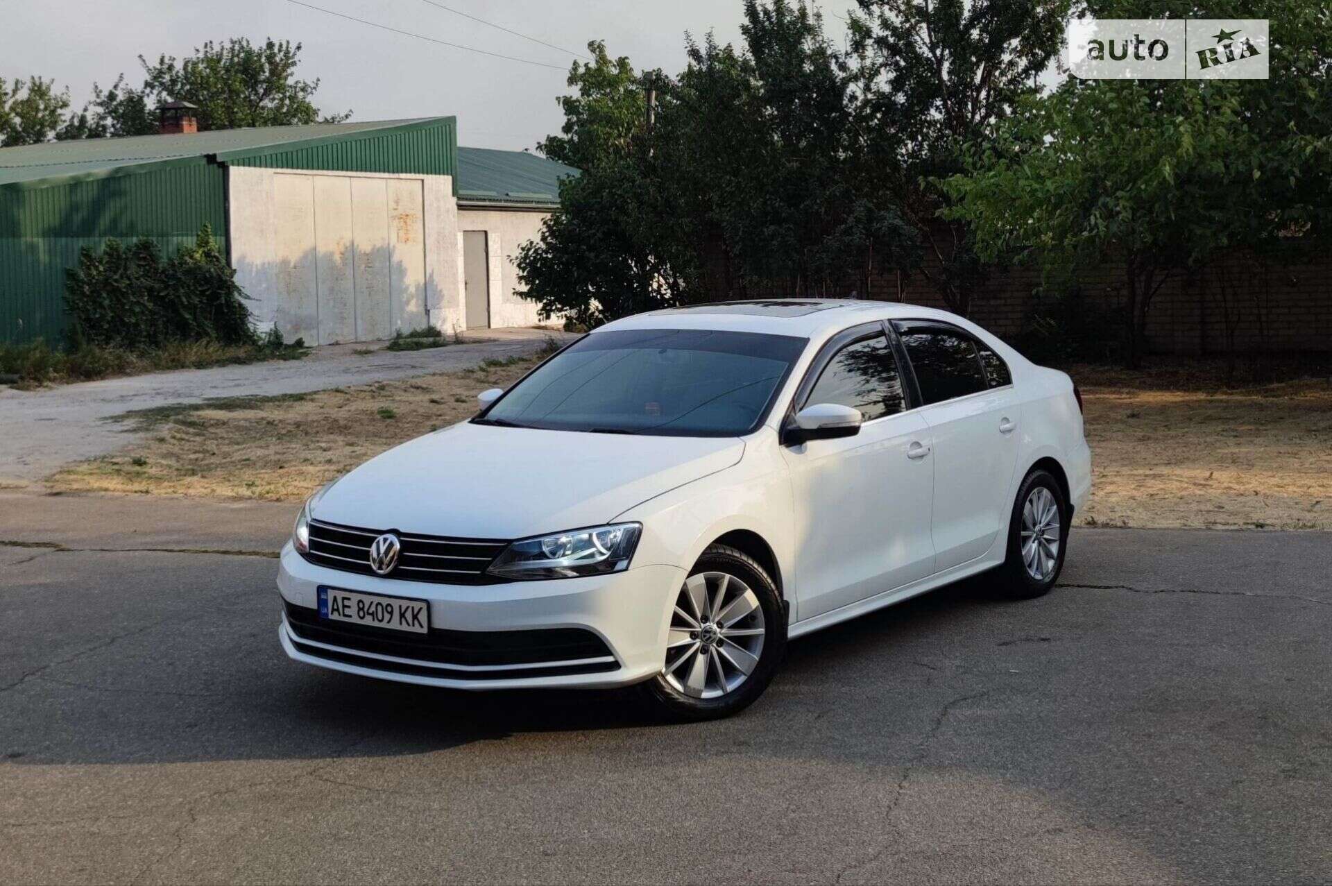 VOLKSWAGEN JETTA 2015