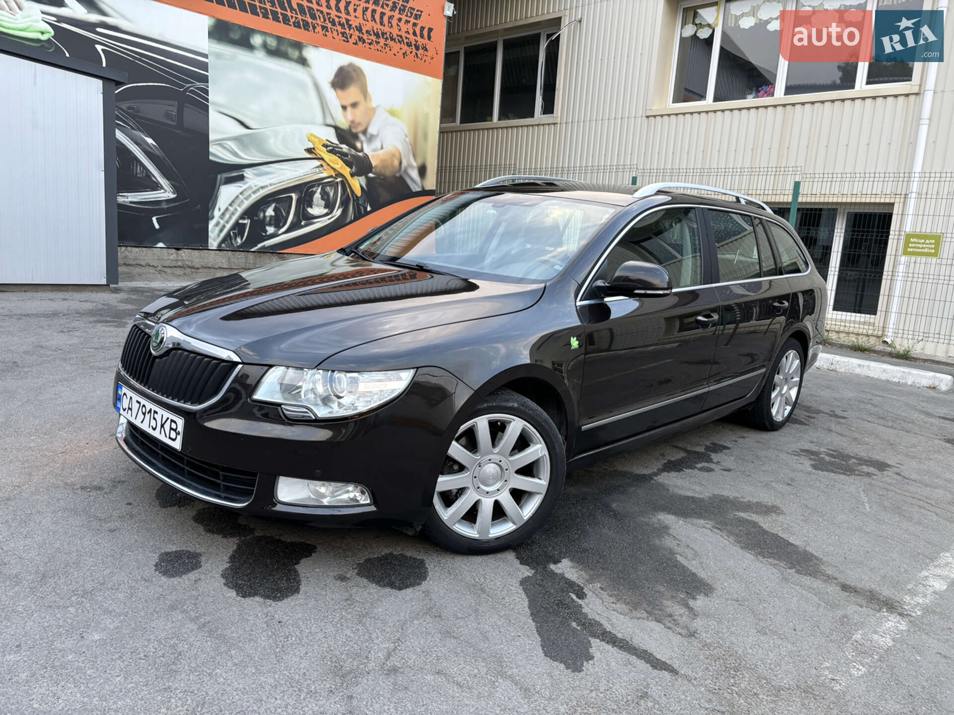 SKODA SUPERB 2012