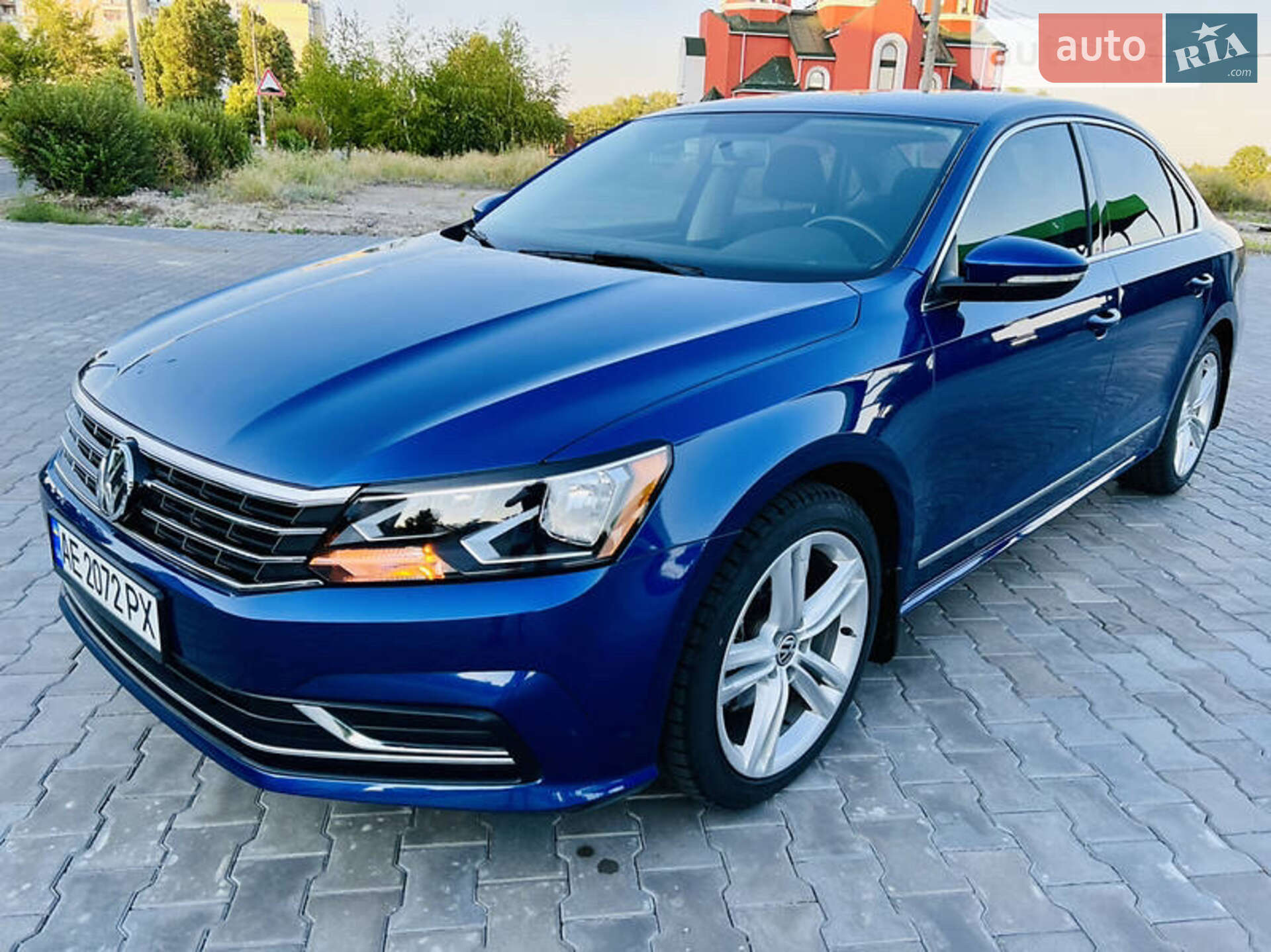 VOLKSWAGEN PASSAT 2016