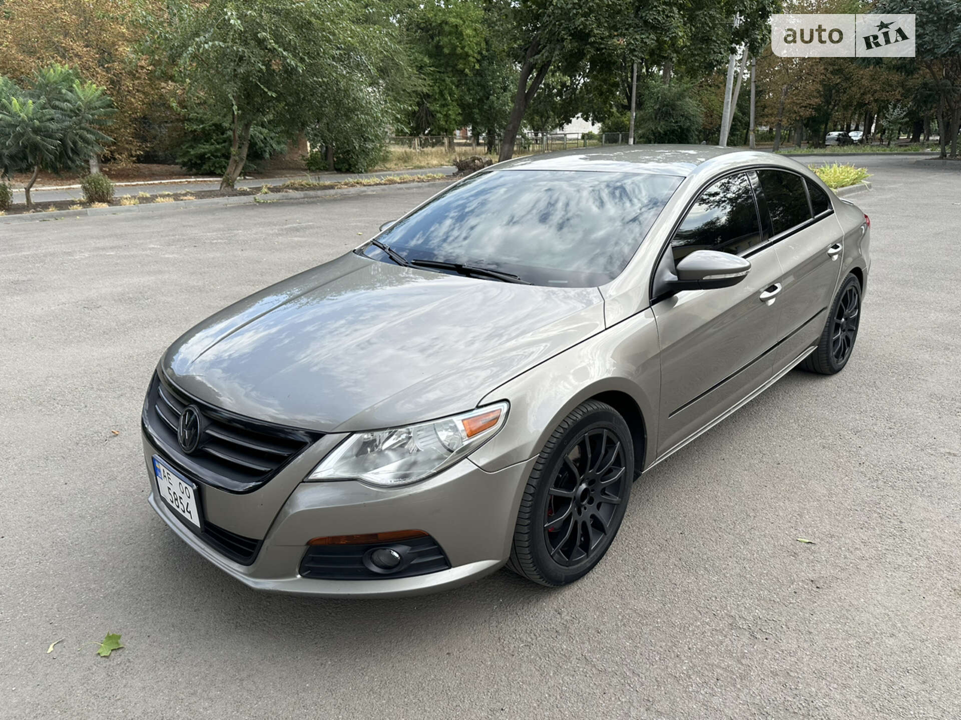 VOLKSWAGEN PASSAT CC 2011